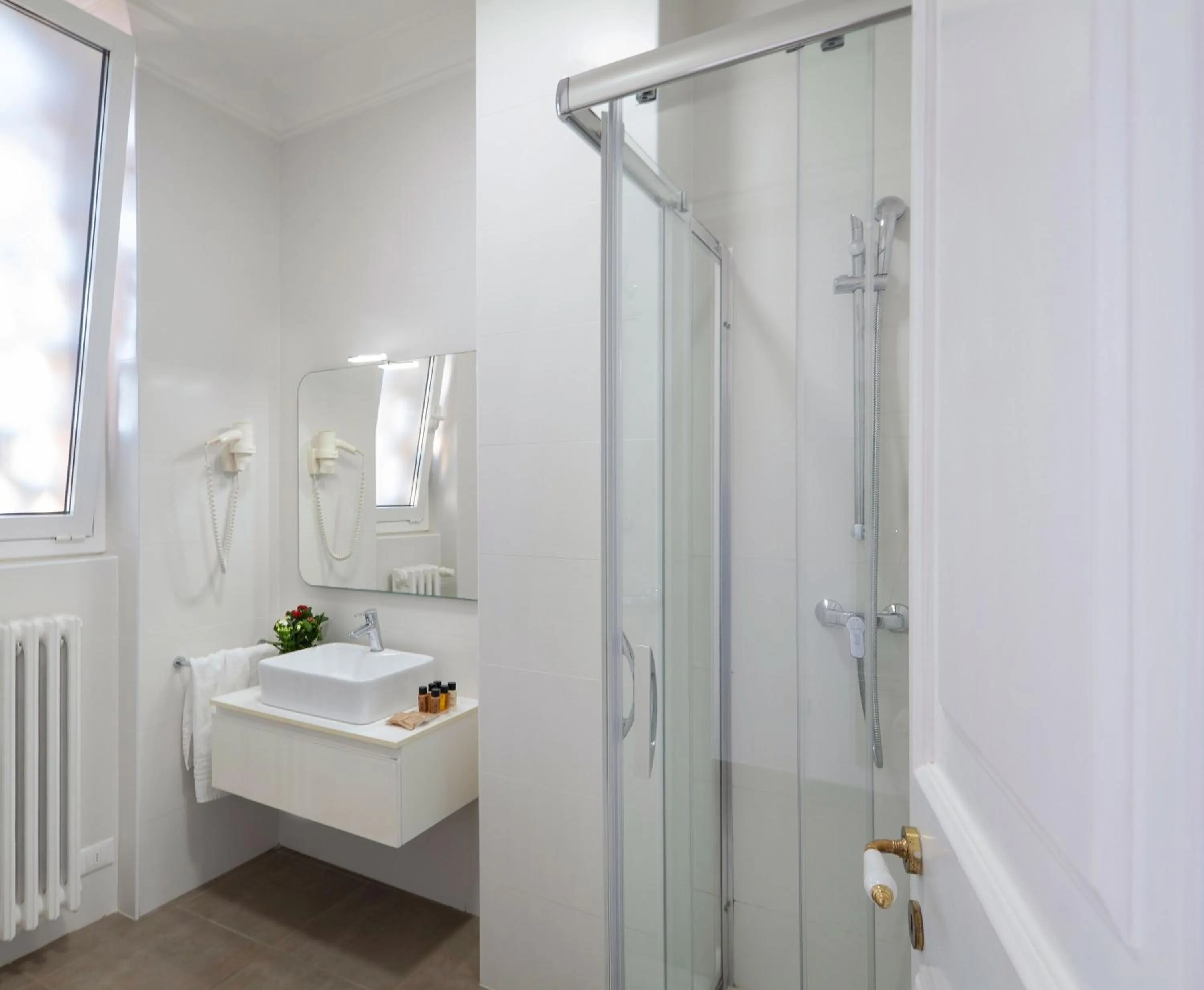 Shower in Hotel Delle Palme