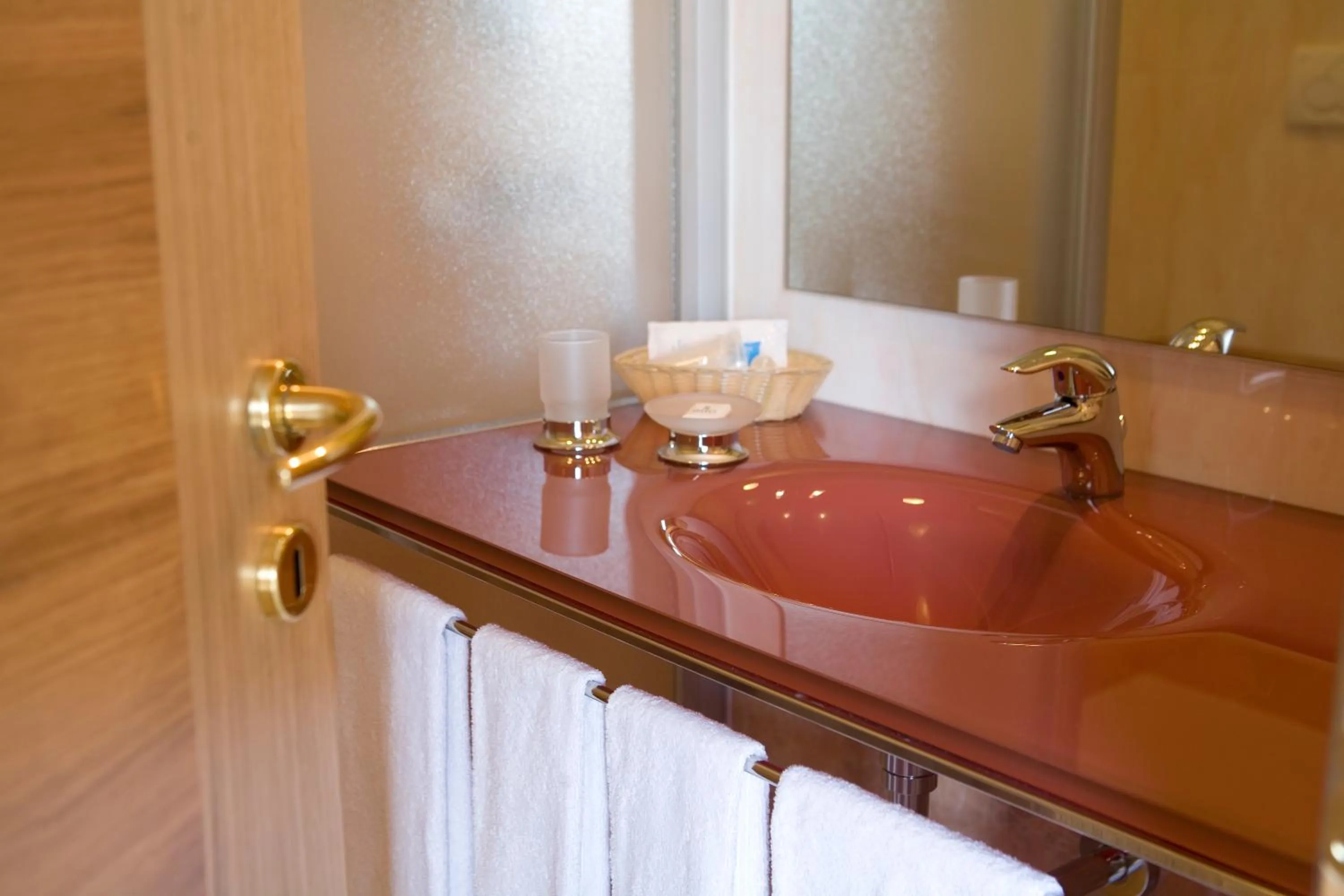 Shower in Hotel Naitendì