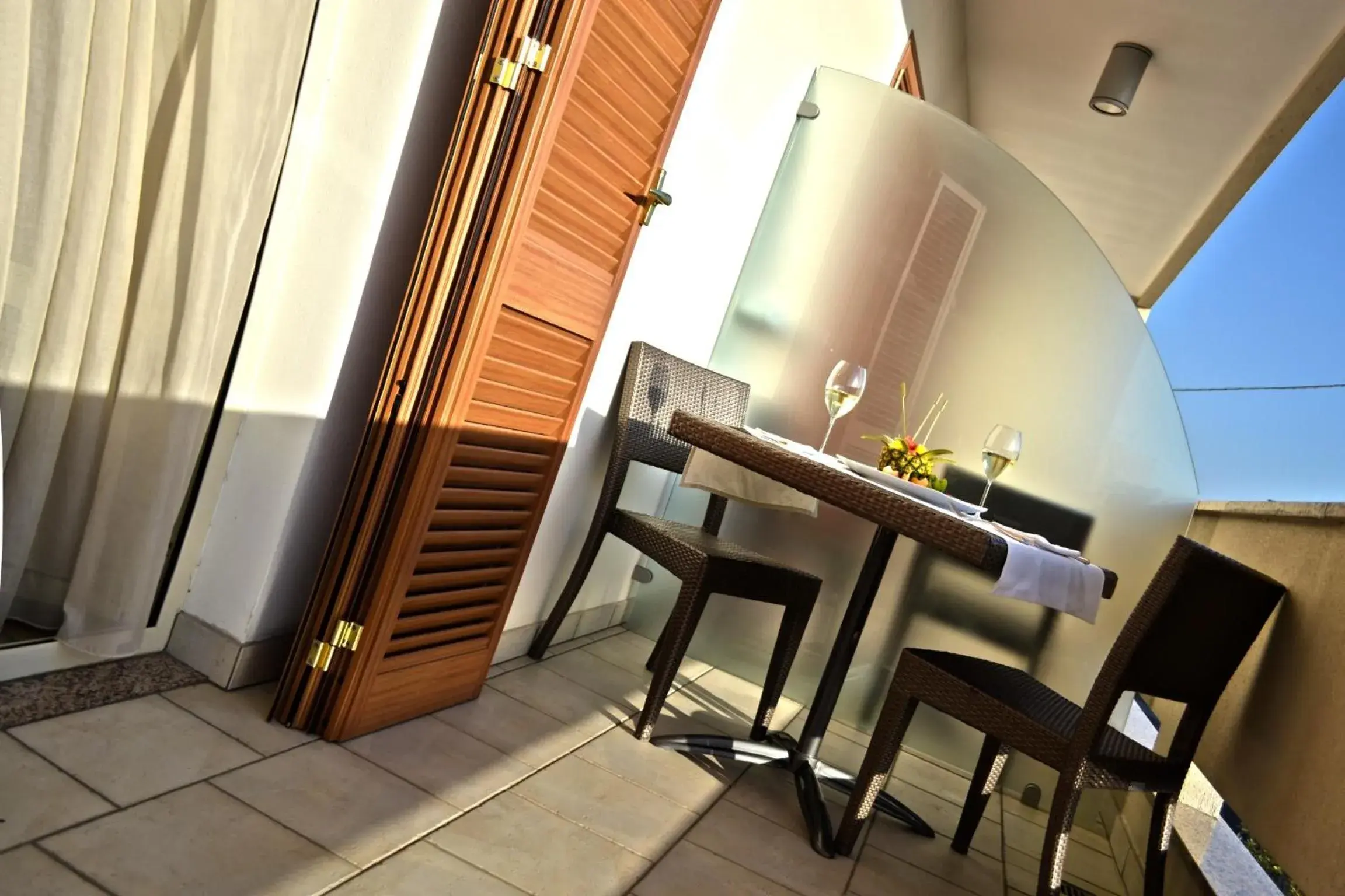 Deluxe Double Room with Balcony - single occupancy in Hotel Naitendì Deluxe Double Room with Balcony - single occupancy in Hotel Naitendì