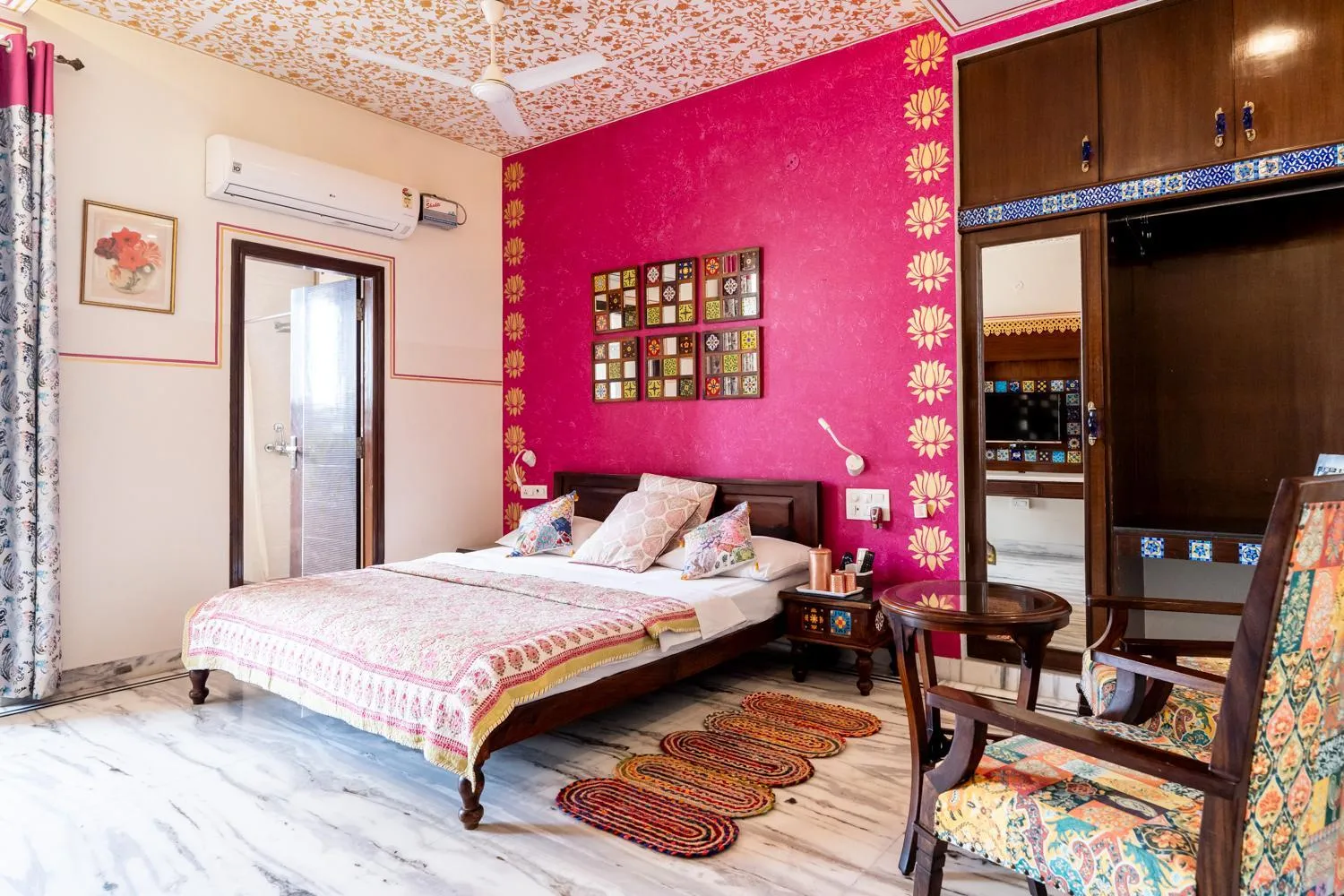 Bed in All Seasons Heritage Homestay