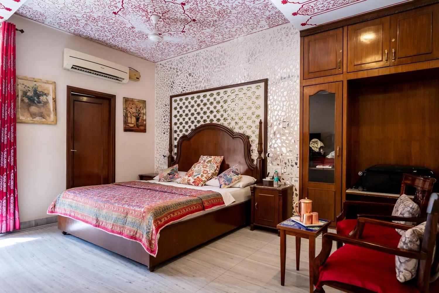 Bed in All Seasons Heritage Homestay