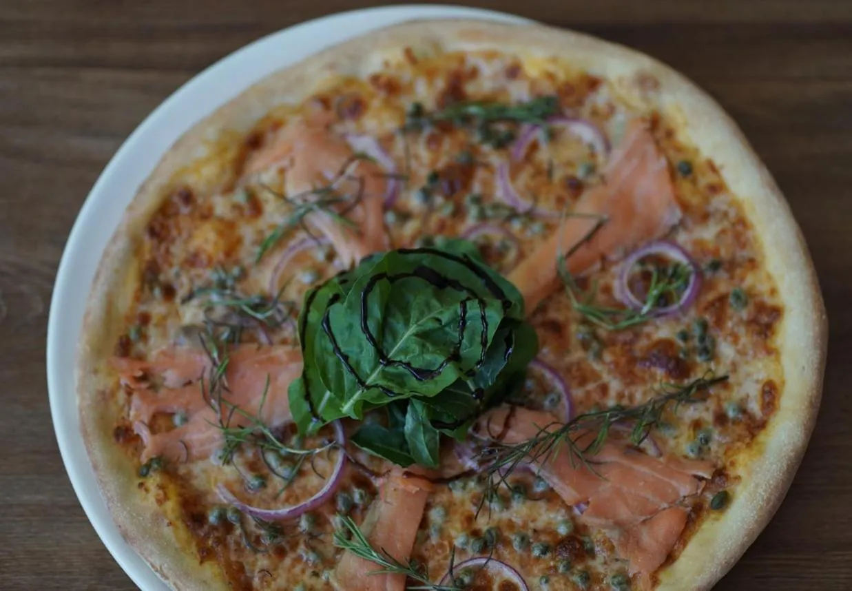 Restaurant/places to eat in Simge Pension