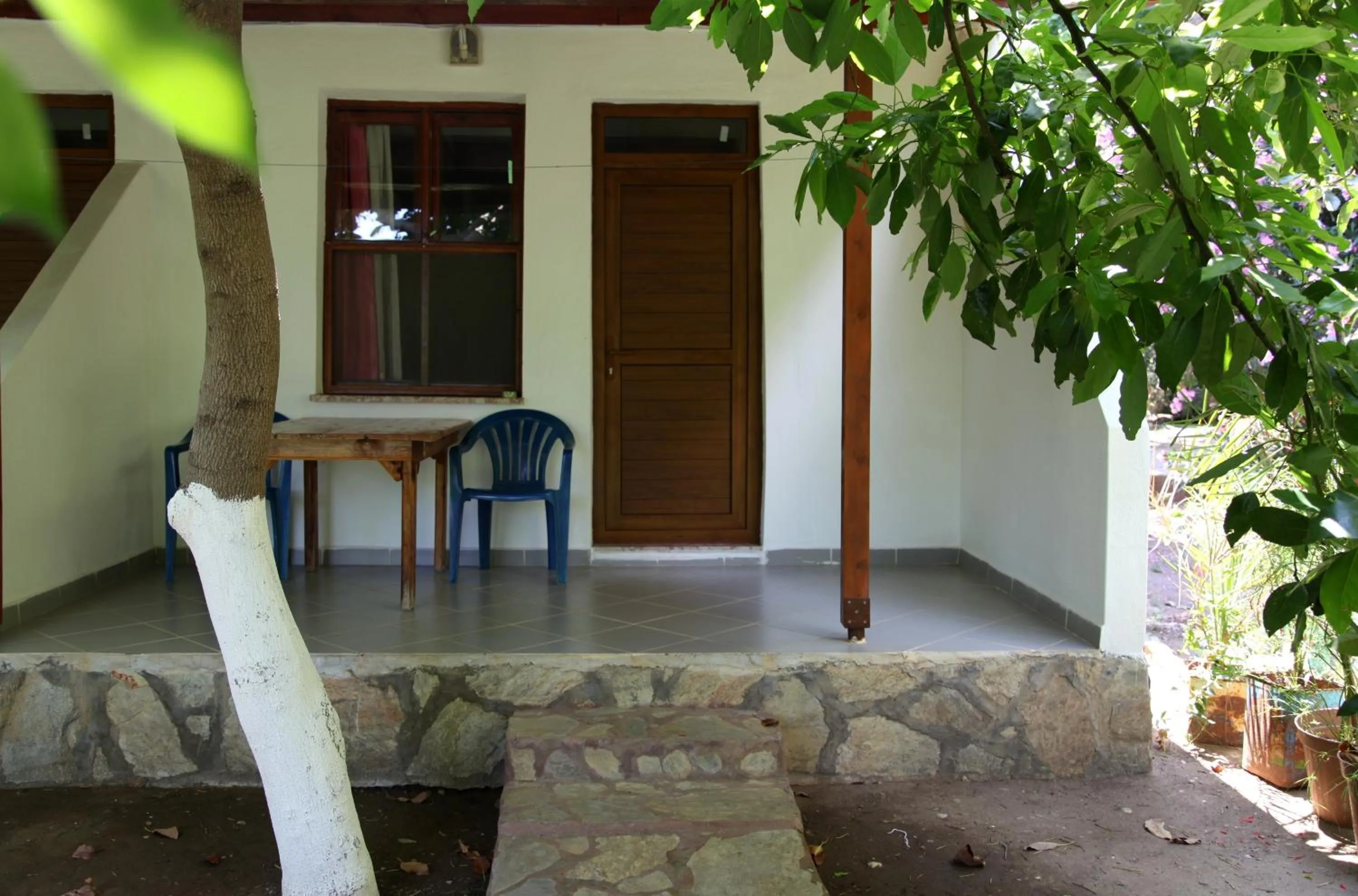 Patio in Simge Pension