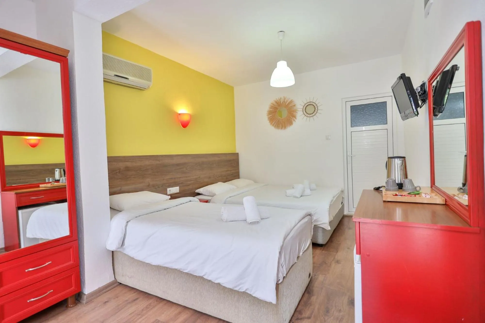 Bed in Simge Pension