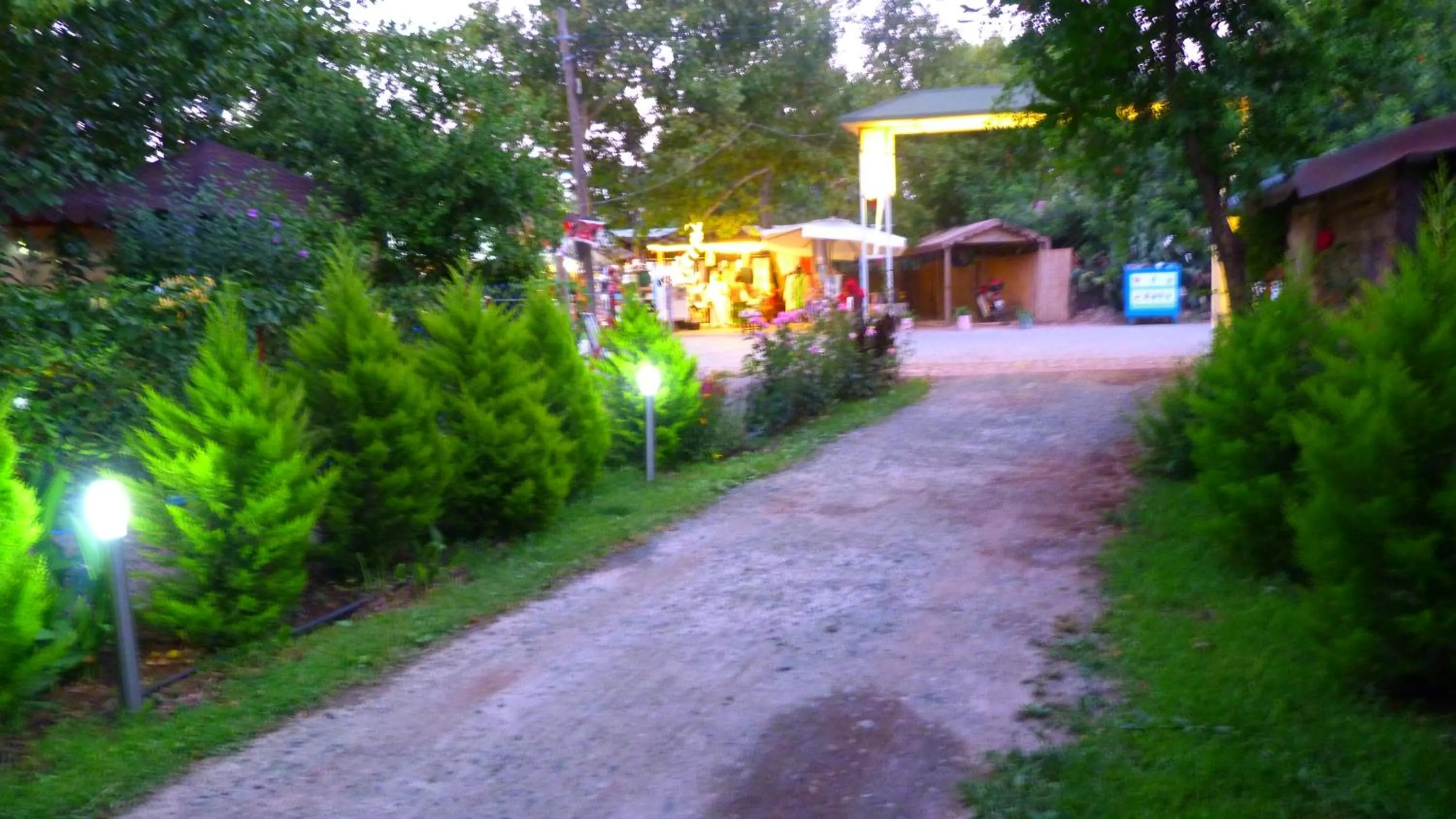 Facade/entrance in Simge Pension