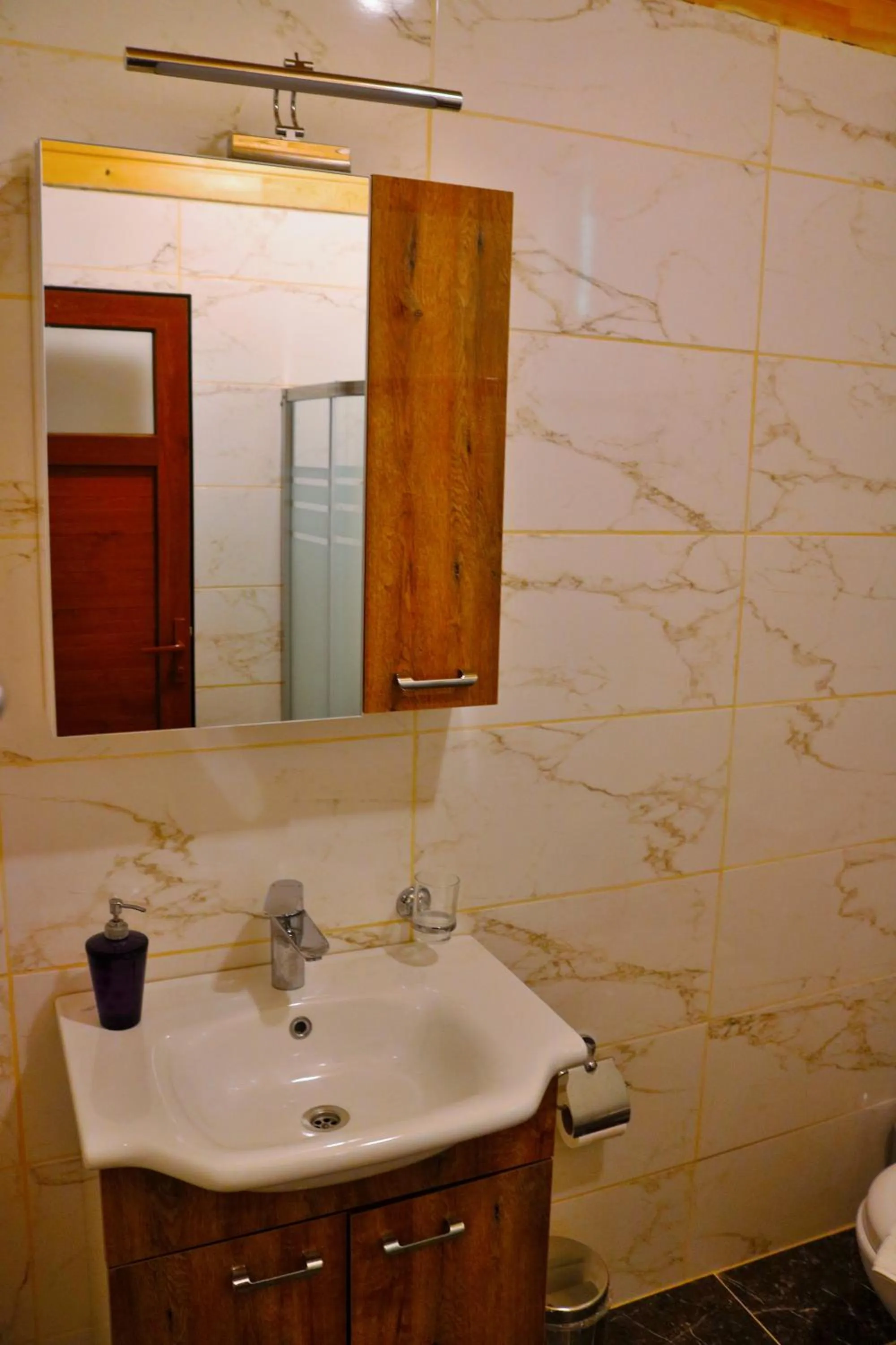 Bathroom in Simge Pension