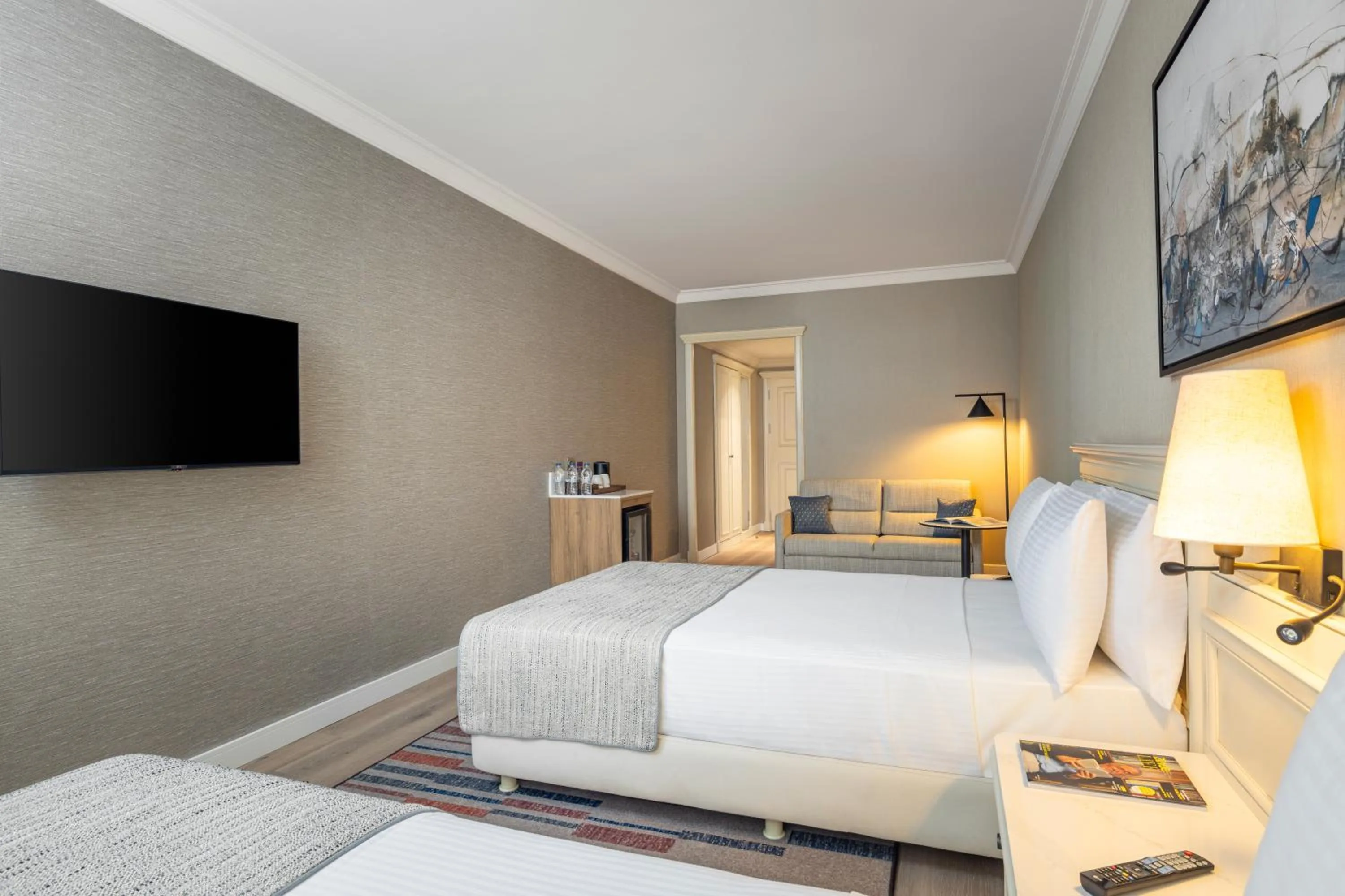 Photo of the whole room, Bed in Elite World Comfy Istanbul Taksim