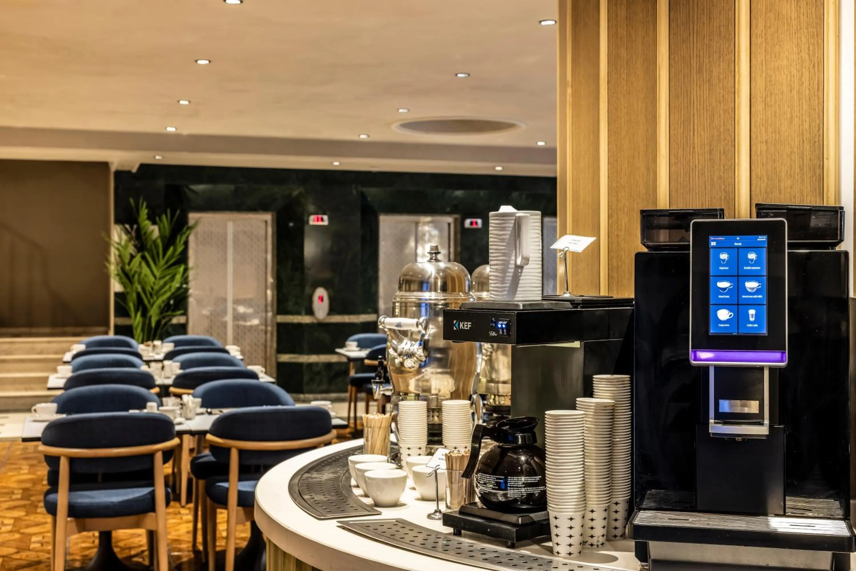 Restaurant/places to eat in Elite World Comfy Istanbul Taksim