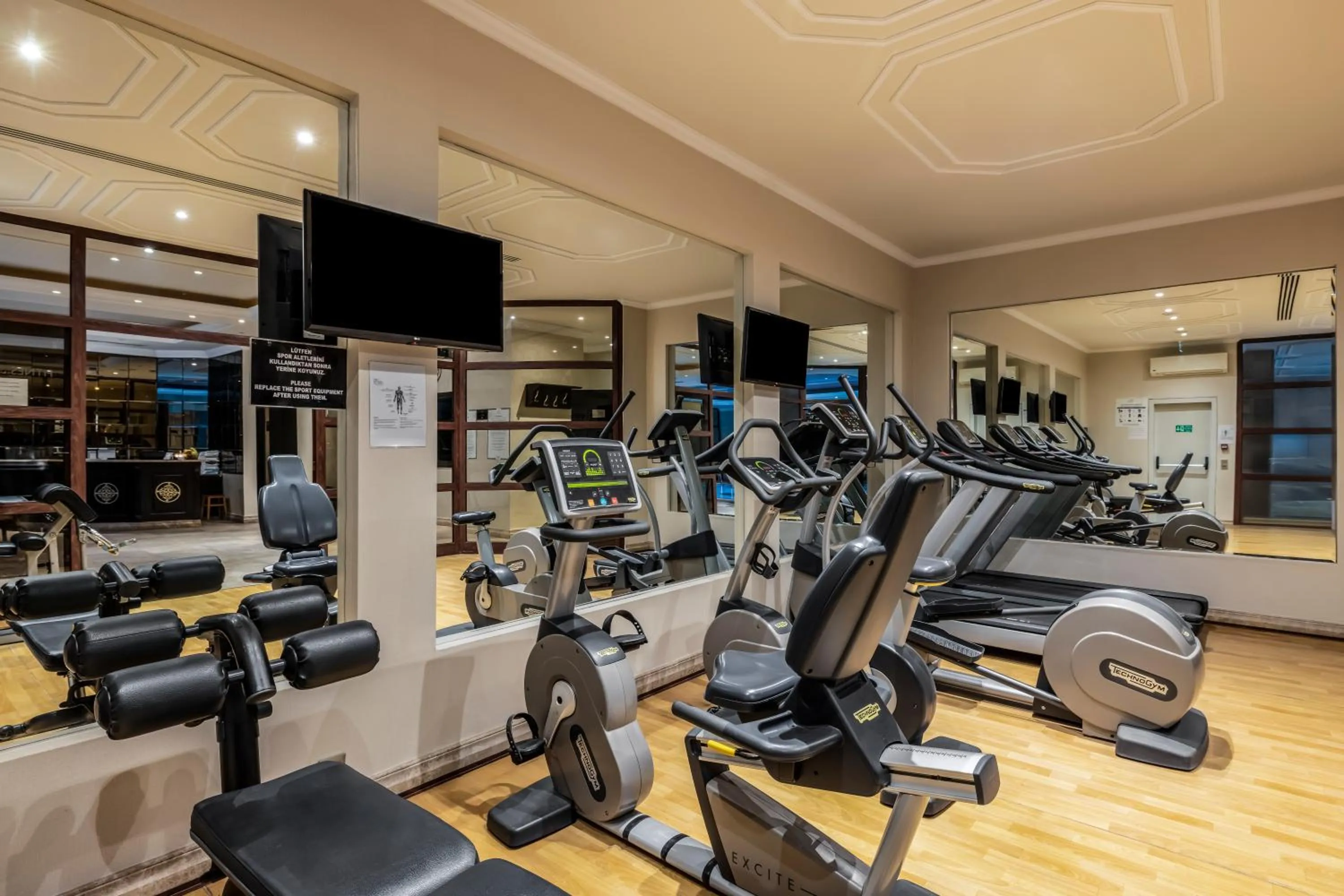 Sports in Elite World Comfy Istanbul Taksim