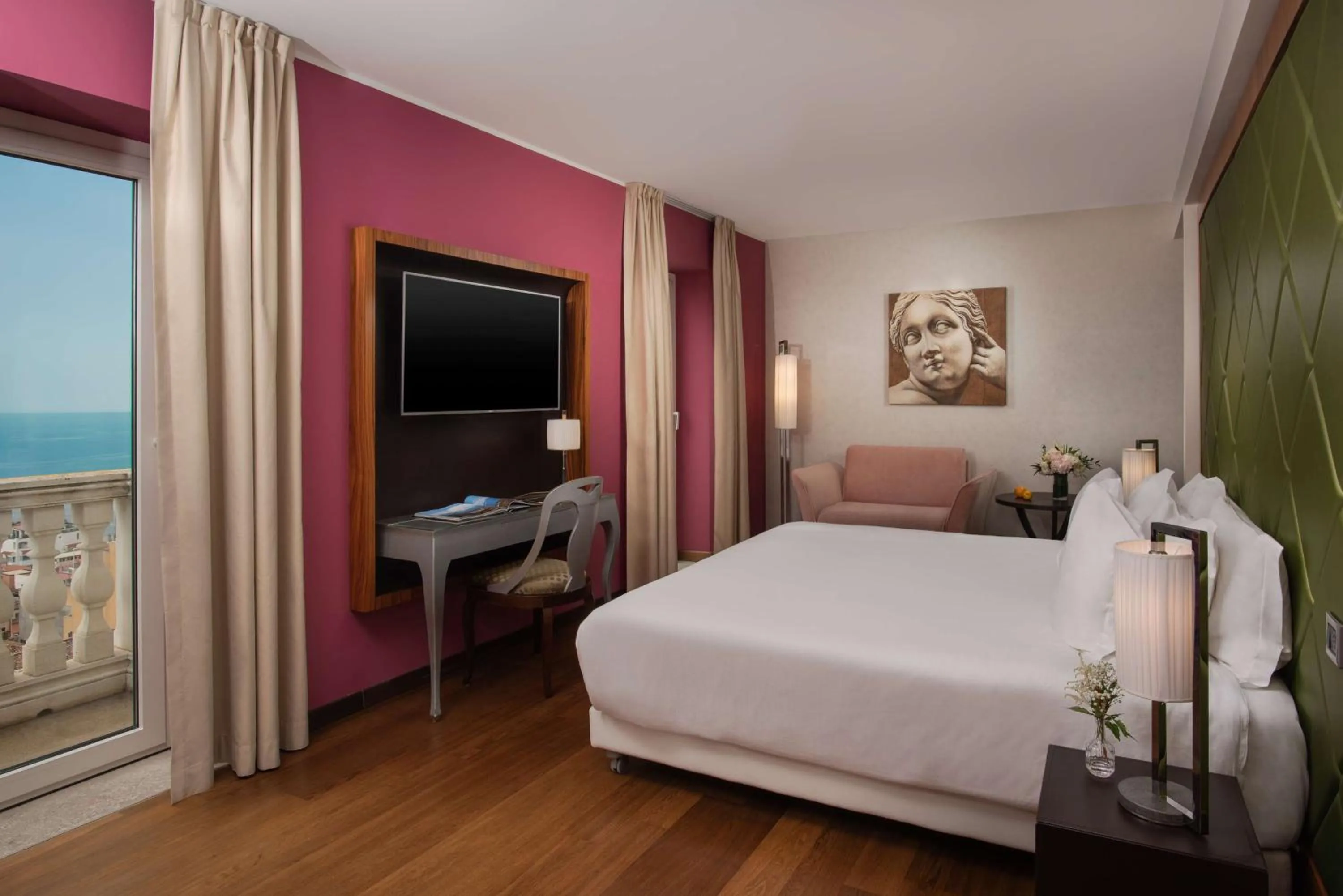 Bedroom, Bed in NH Collection Taormina