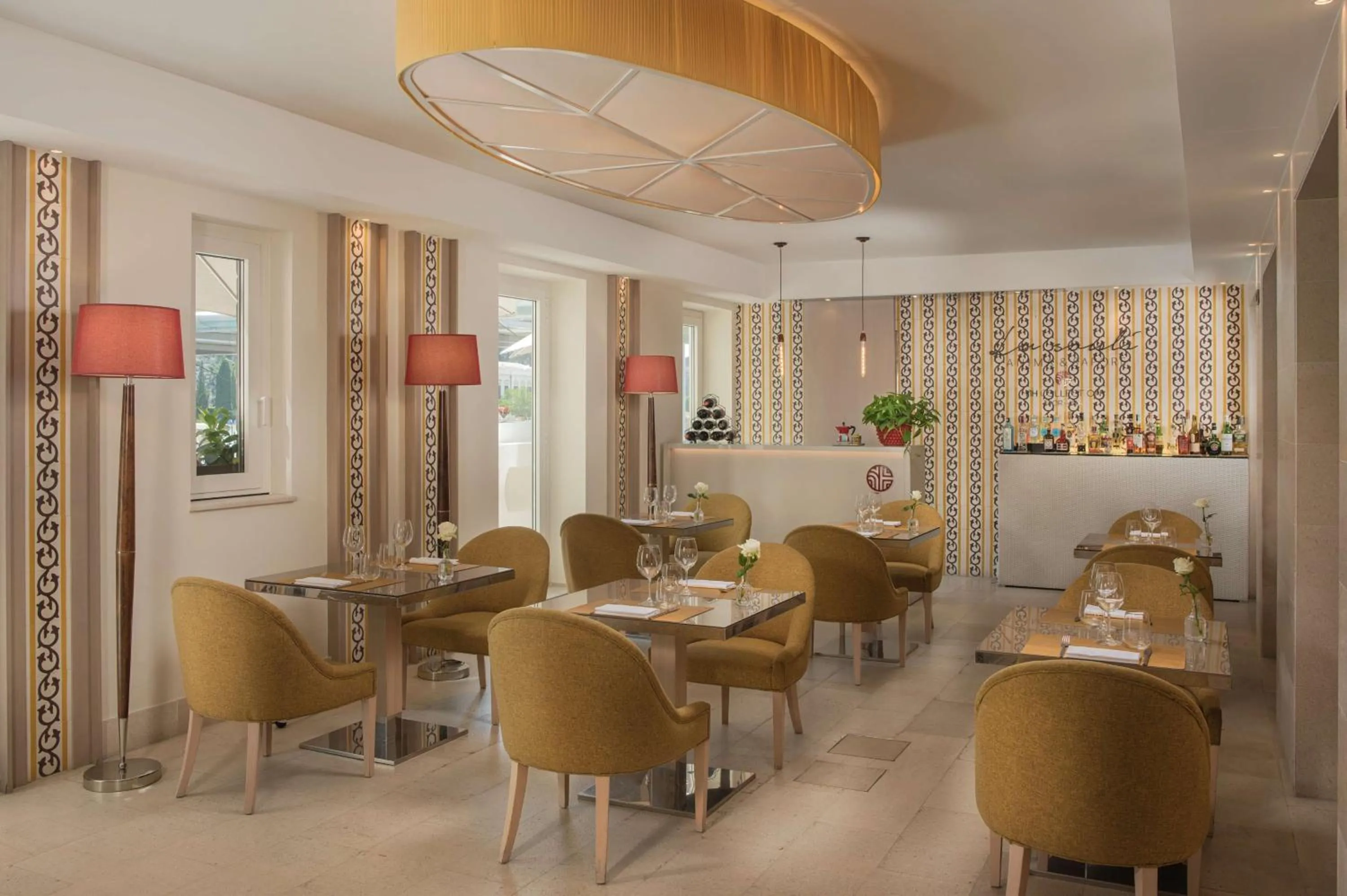 Restaurant/places to eat in NH Collection Taormina