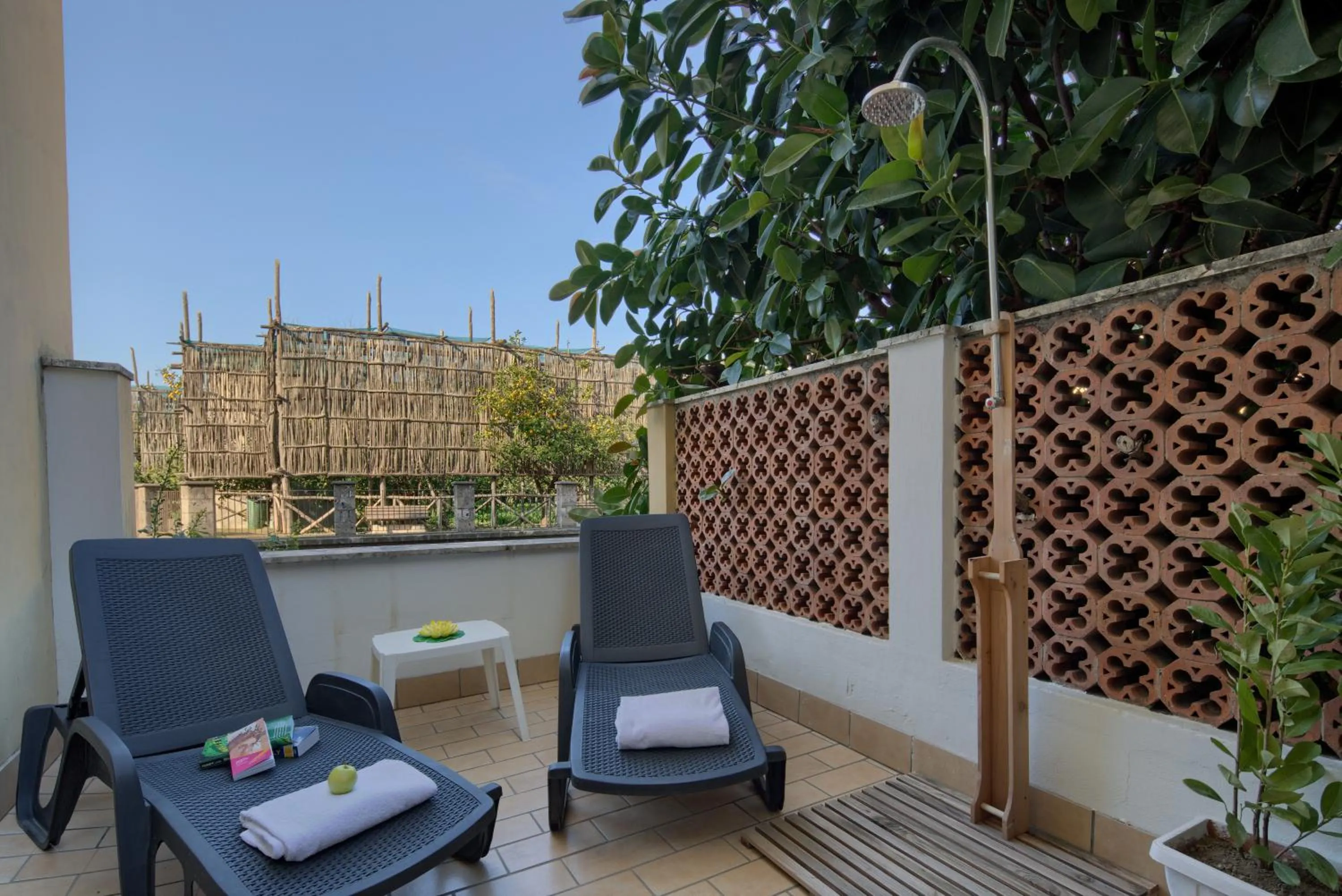 Patio in Flower Suites Sorrento