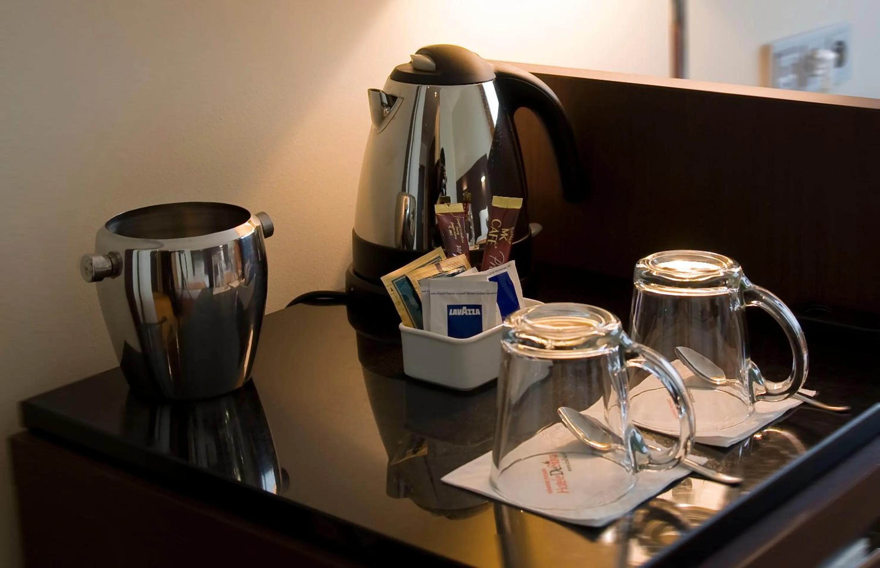 Coffee/tea facilities in Desilva Inn Katowice Airport