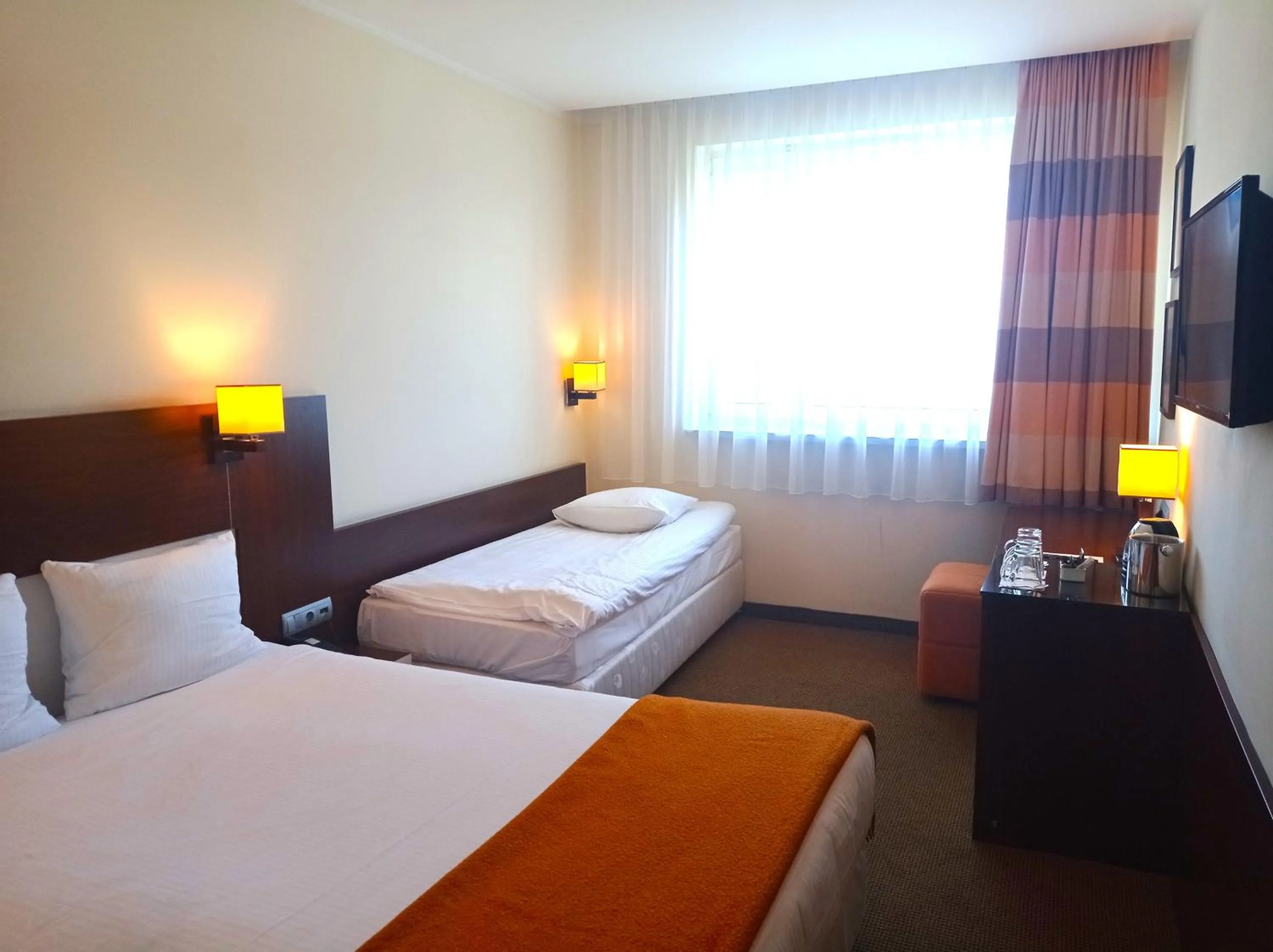 Other, Bed in Desilva Inn Katowice Airport