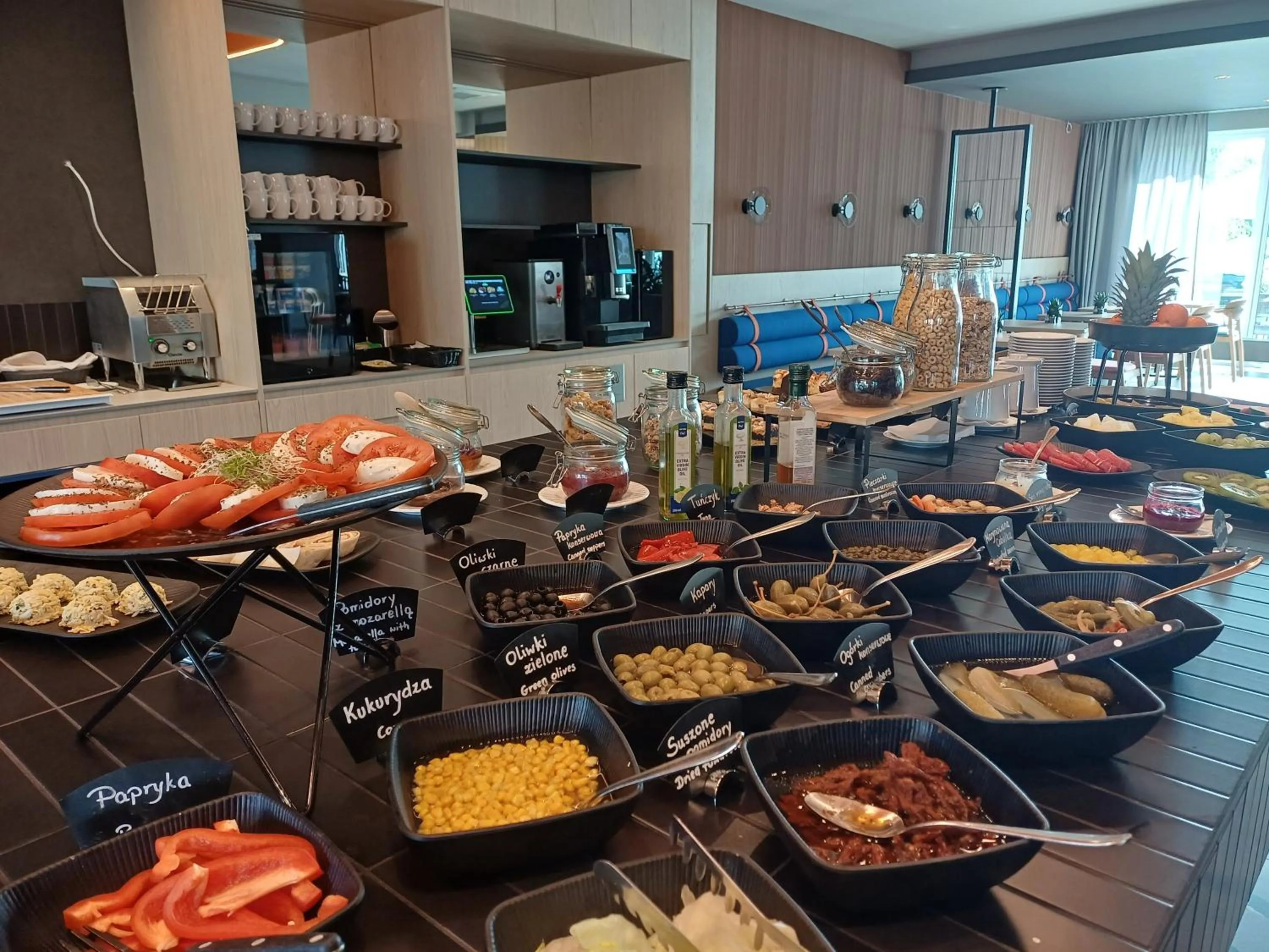 Breakfast in Desilva Inn Katowice Airport