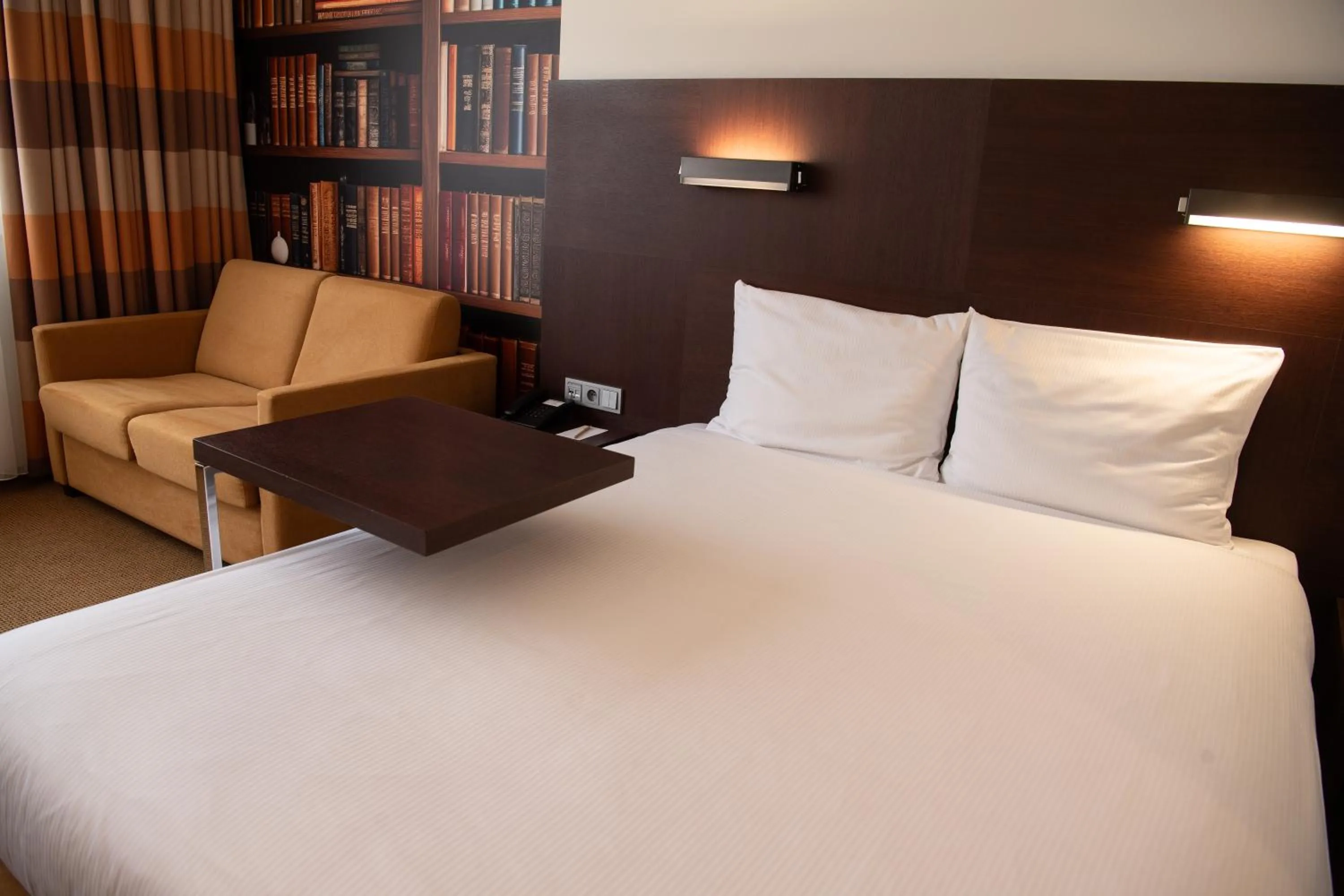 Bed in DeSilva Warszawa Piaseczno