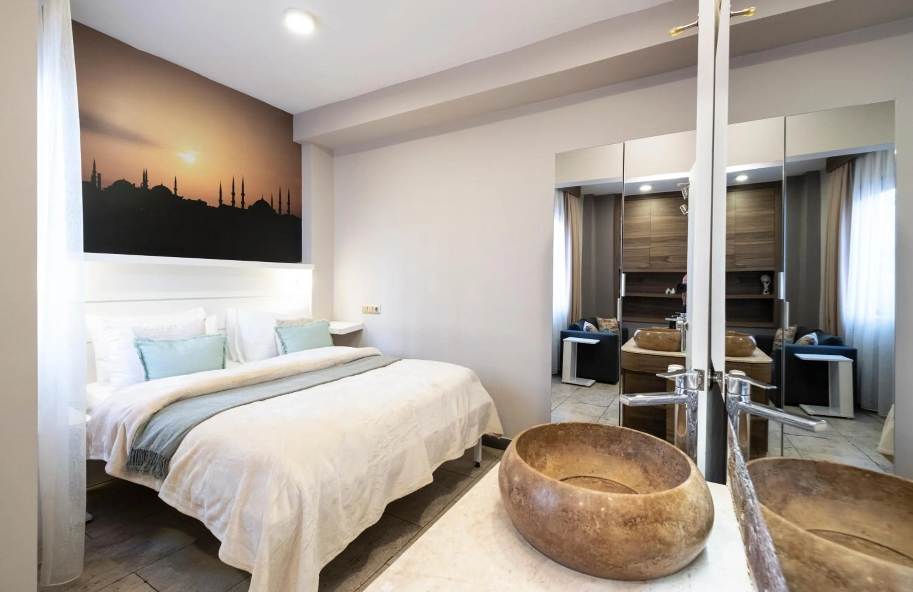 Bed in The Pera Hotel