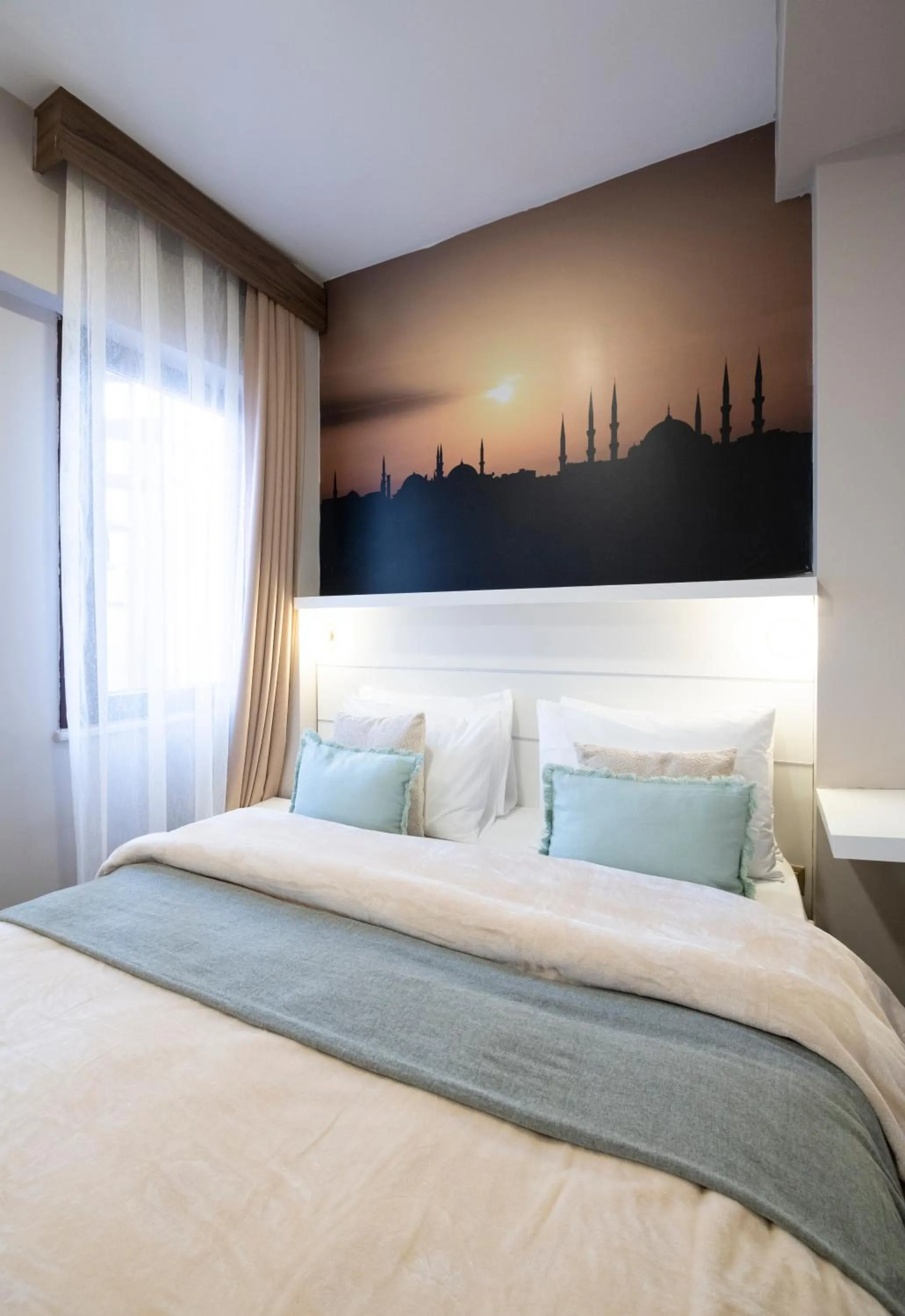 Bed in The Pera Hotel