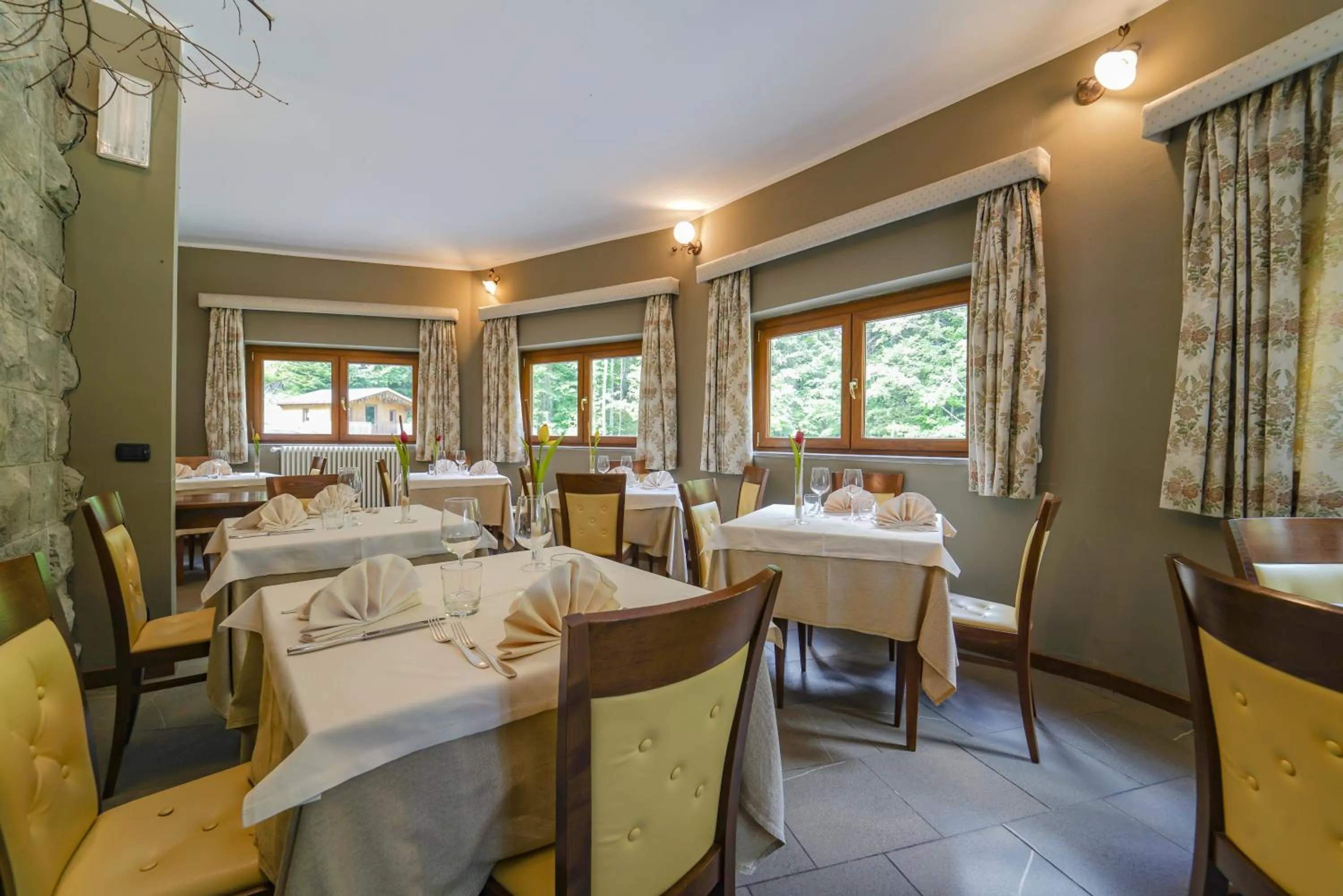 Restaurant/places to eat in HG Abetone e Piramidi Resort