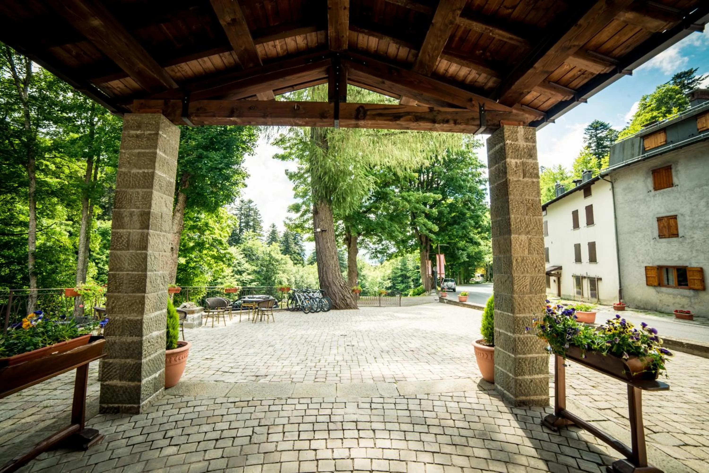 Facade/entrance in HG Abetone e Piramidi Resort