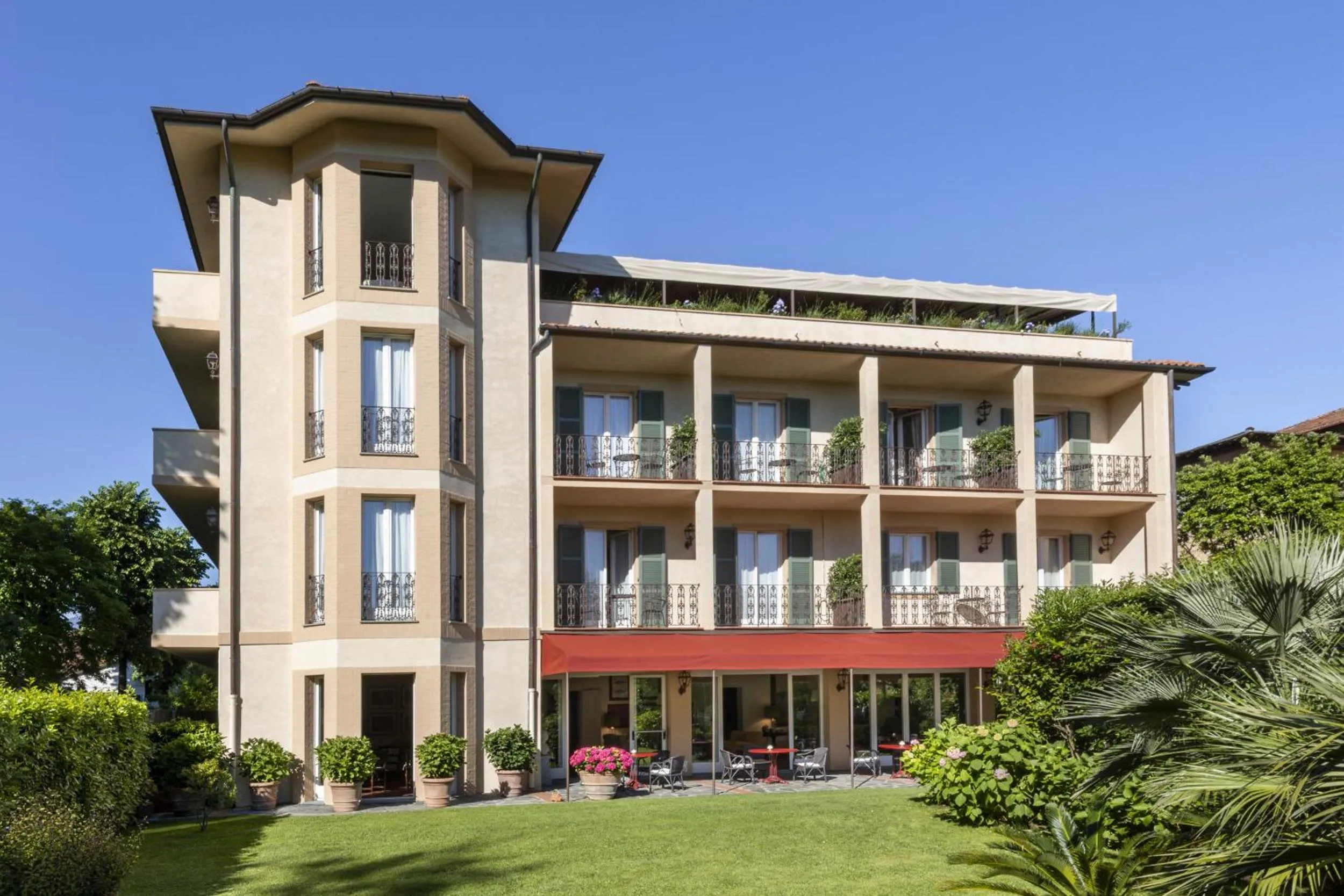 Property building in Hotel Franceschi