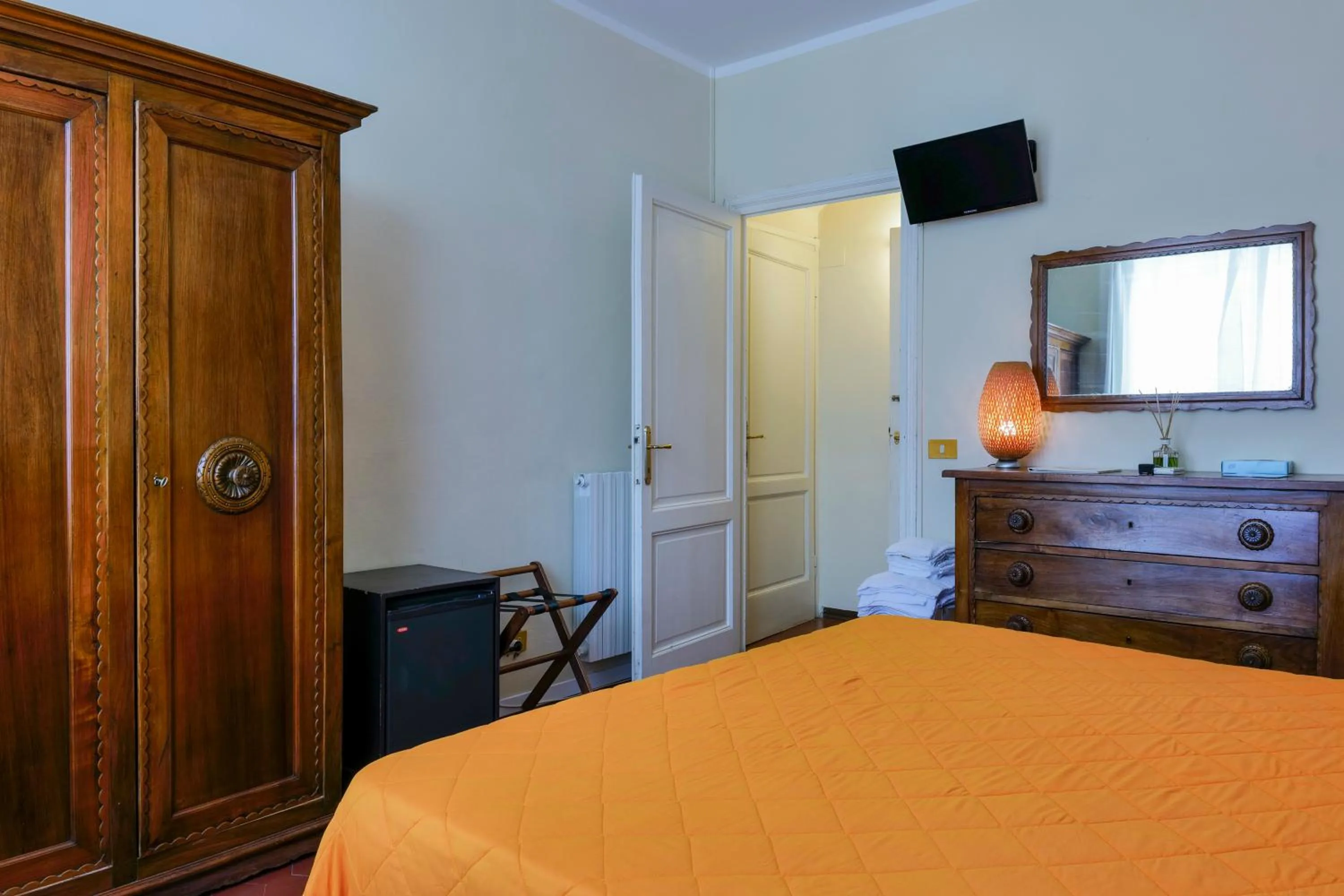 Bed in Hotel Club i Pini - Residenza d'Epoca in Versilia