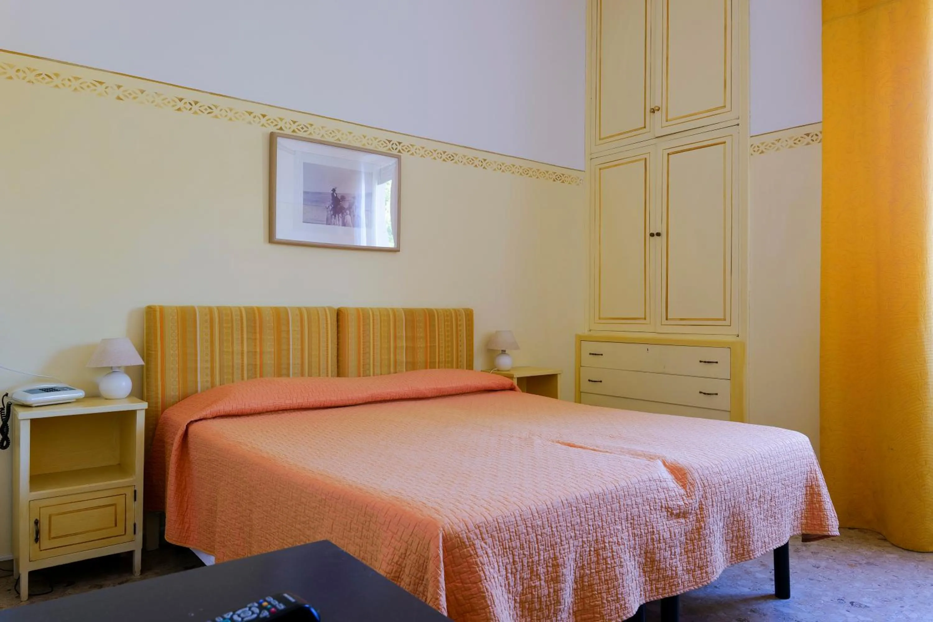 Bed in Hotel Club i Pini - Residenza d'Epoca in Versilia
