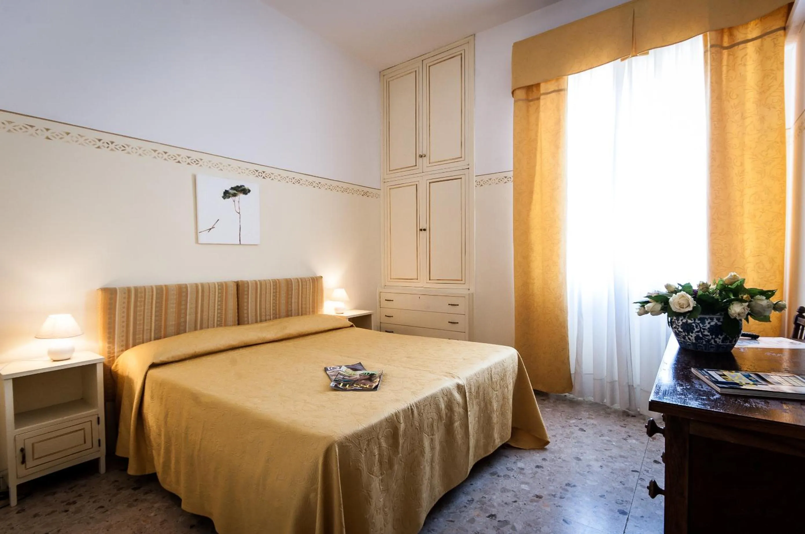 Bed in Hotel Club i Pini - Residenza d'Epoca in Versilia