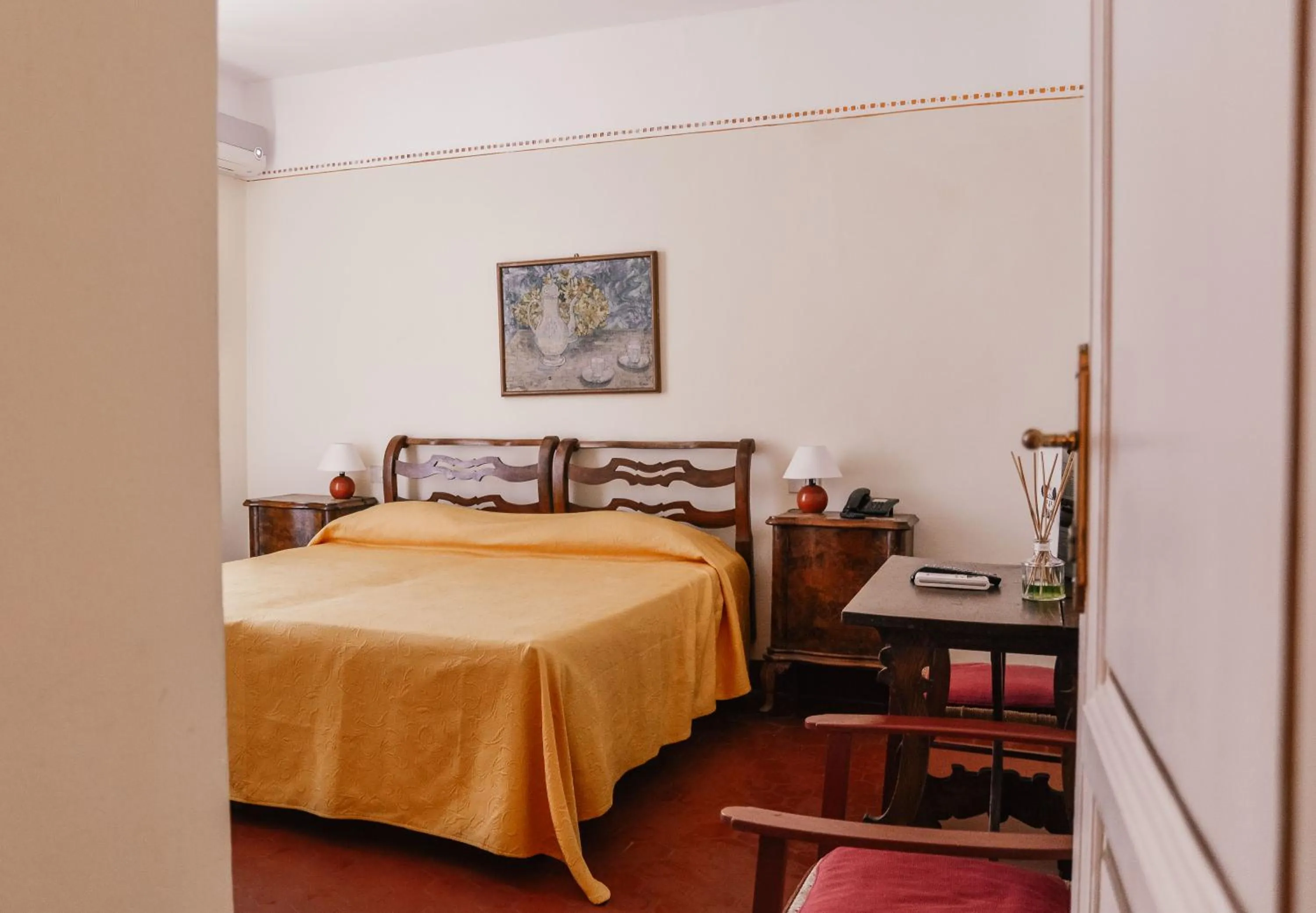Bedroom, Bed in Hotel Club i Pini - Residenza d'Epoca in Versilia