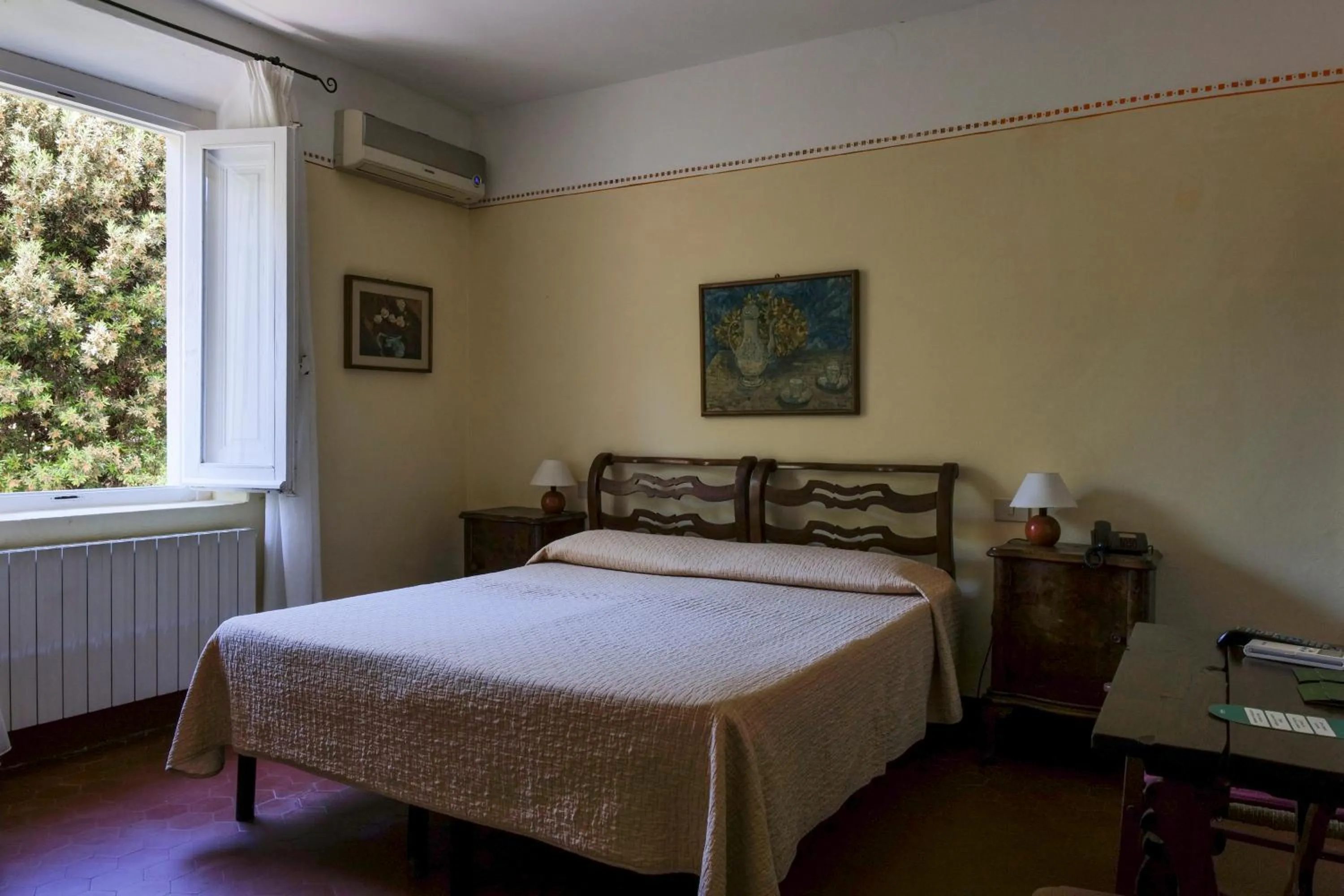 Bedroom, Bed in Hotel Club i Pini - Residenza d'Epoca in Versilia