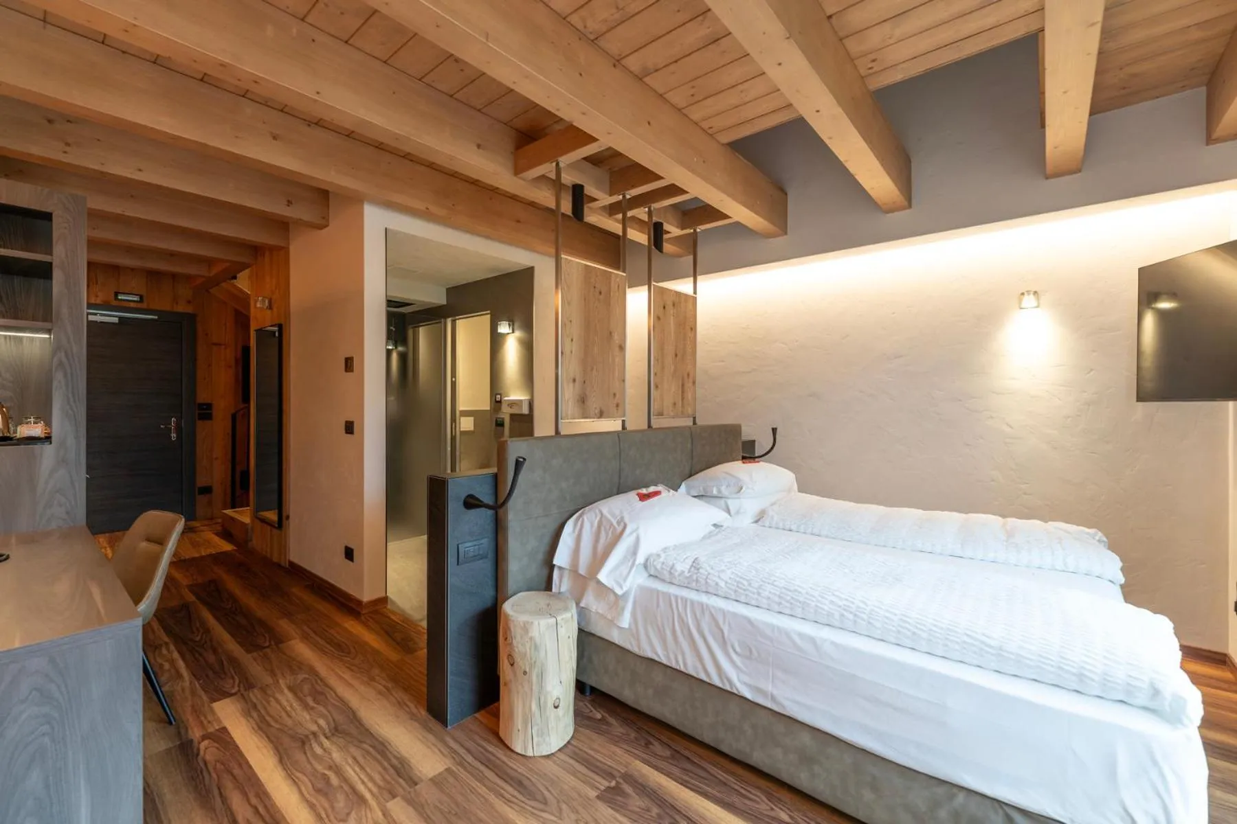 Bed in Alpen Resort Bivio