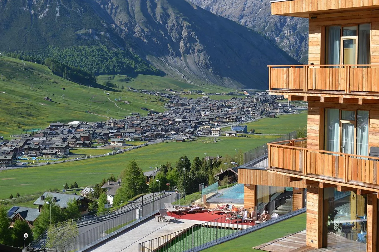 Property building in Alpen Resort Bivio