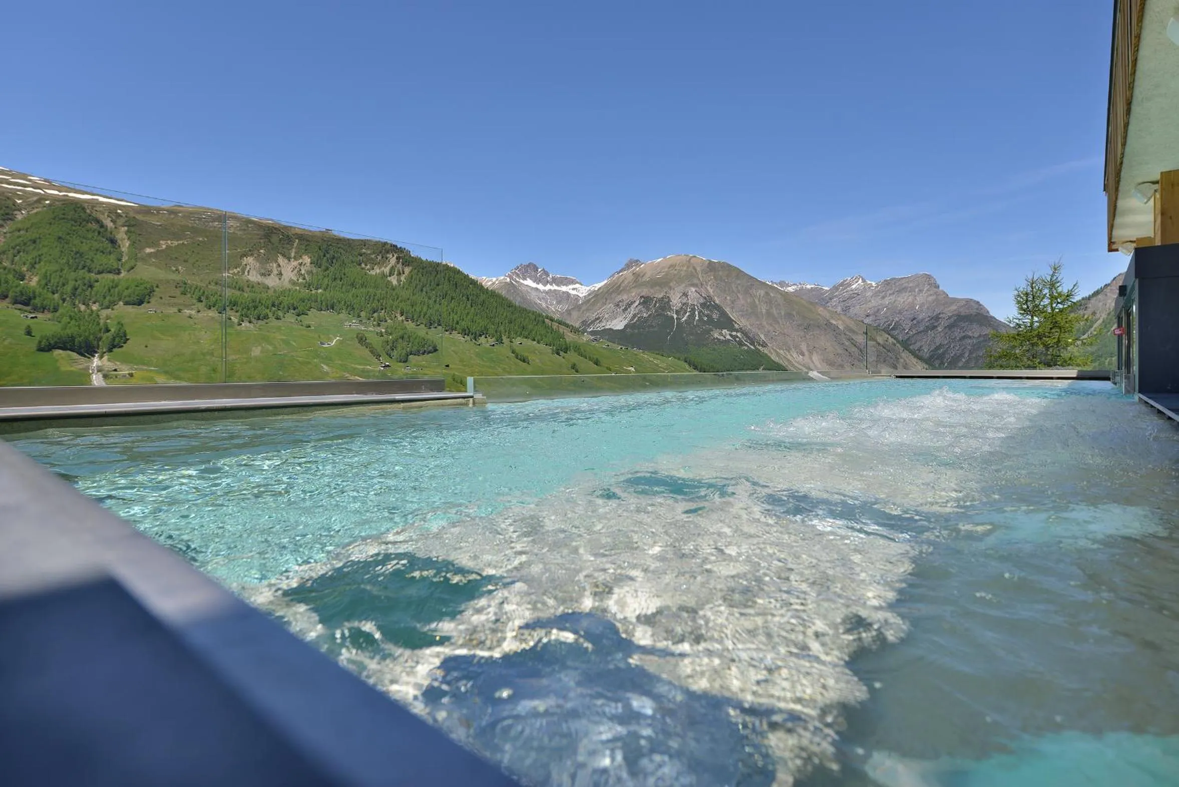 Pool view in Alpen Resort Bivio