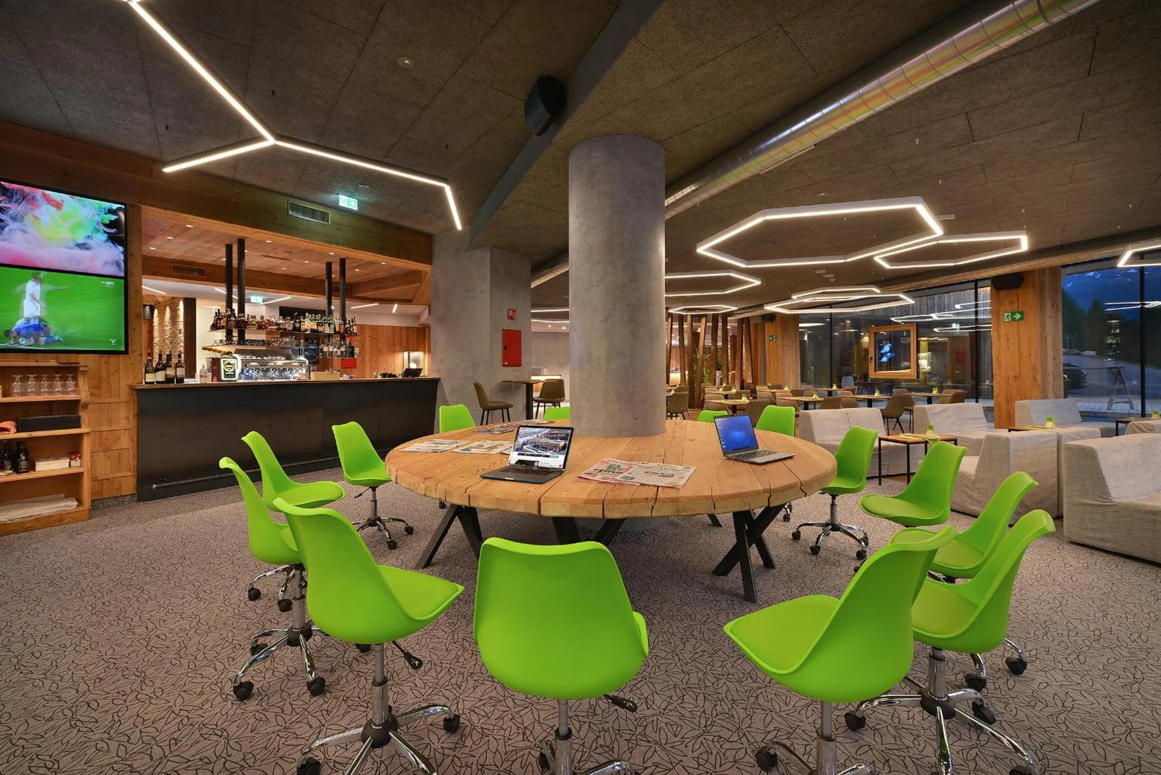 Communal lounge/ TV room in Alpen Resort Bivio