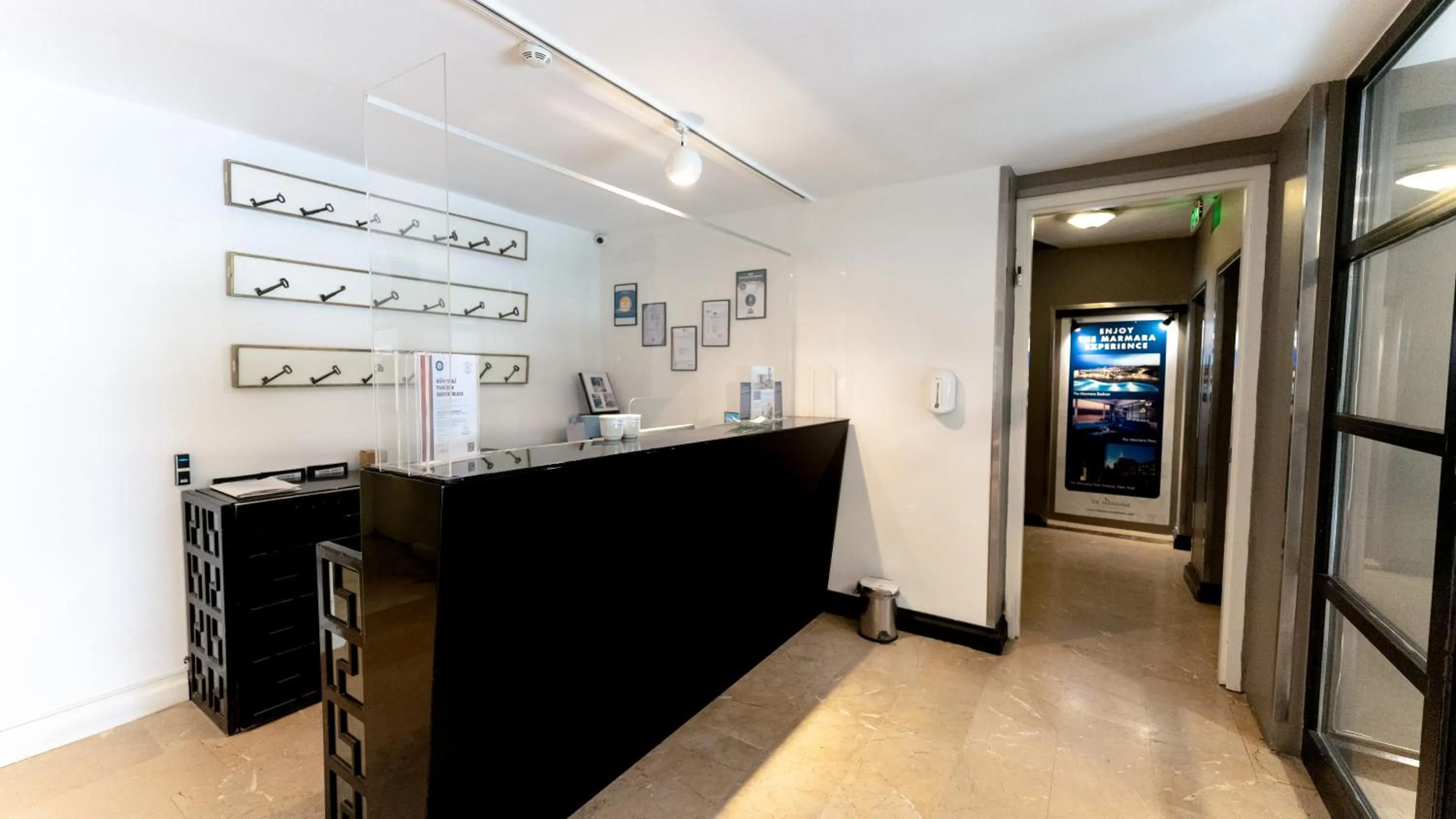 Lobby or reception in The Marmara Suadiye Residence