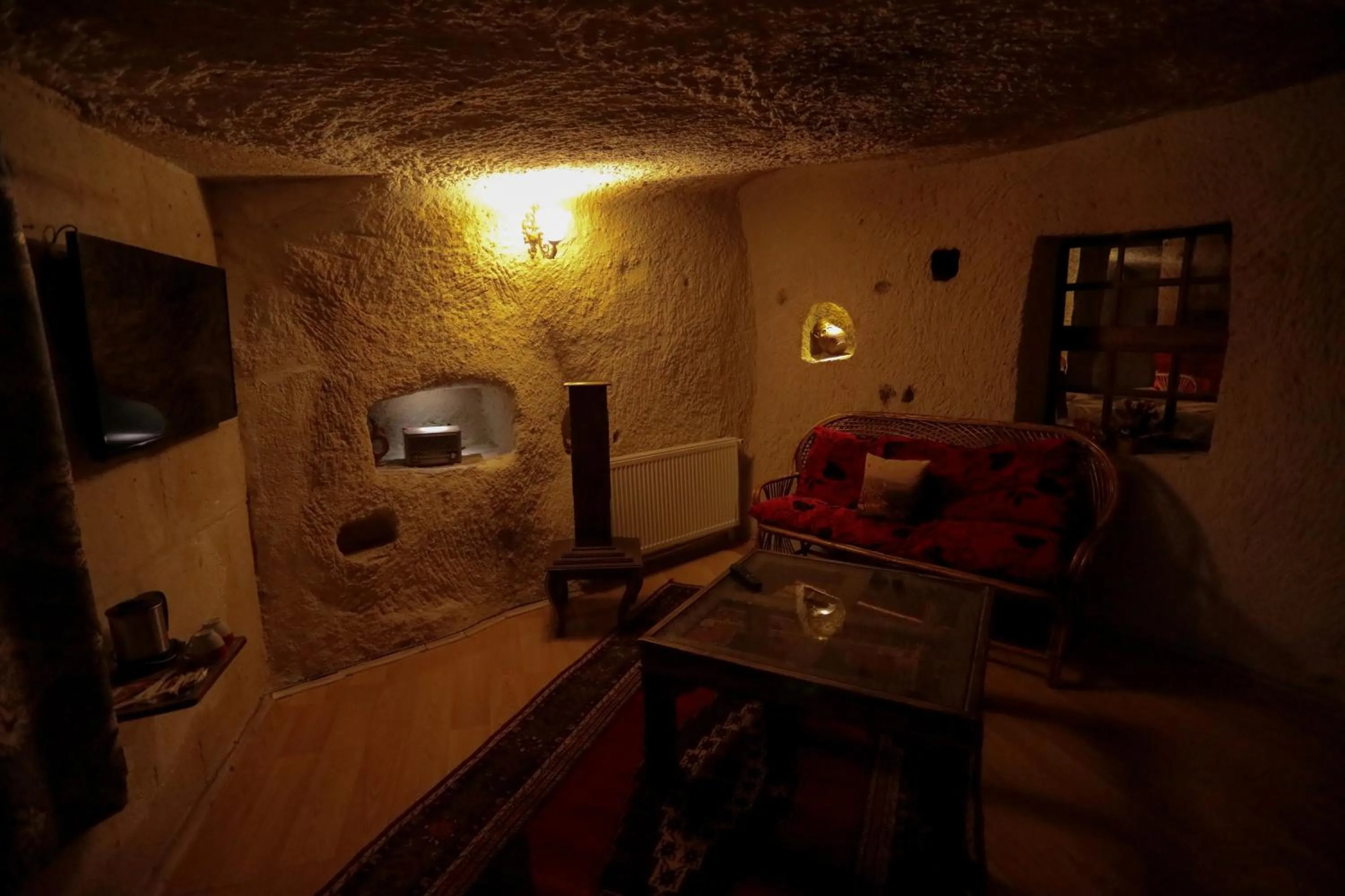 Living room in Asteria Cave Hotel