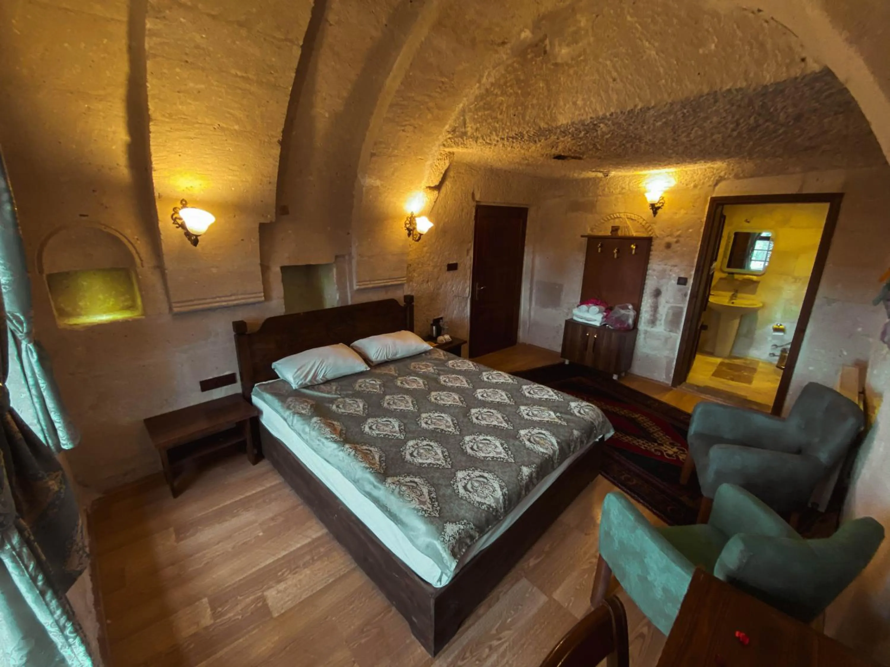 Bedroom, Bed in Asteria Cave Hotel