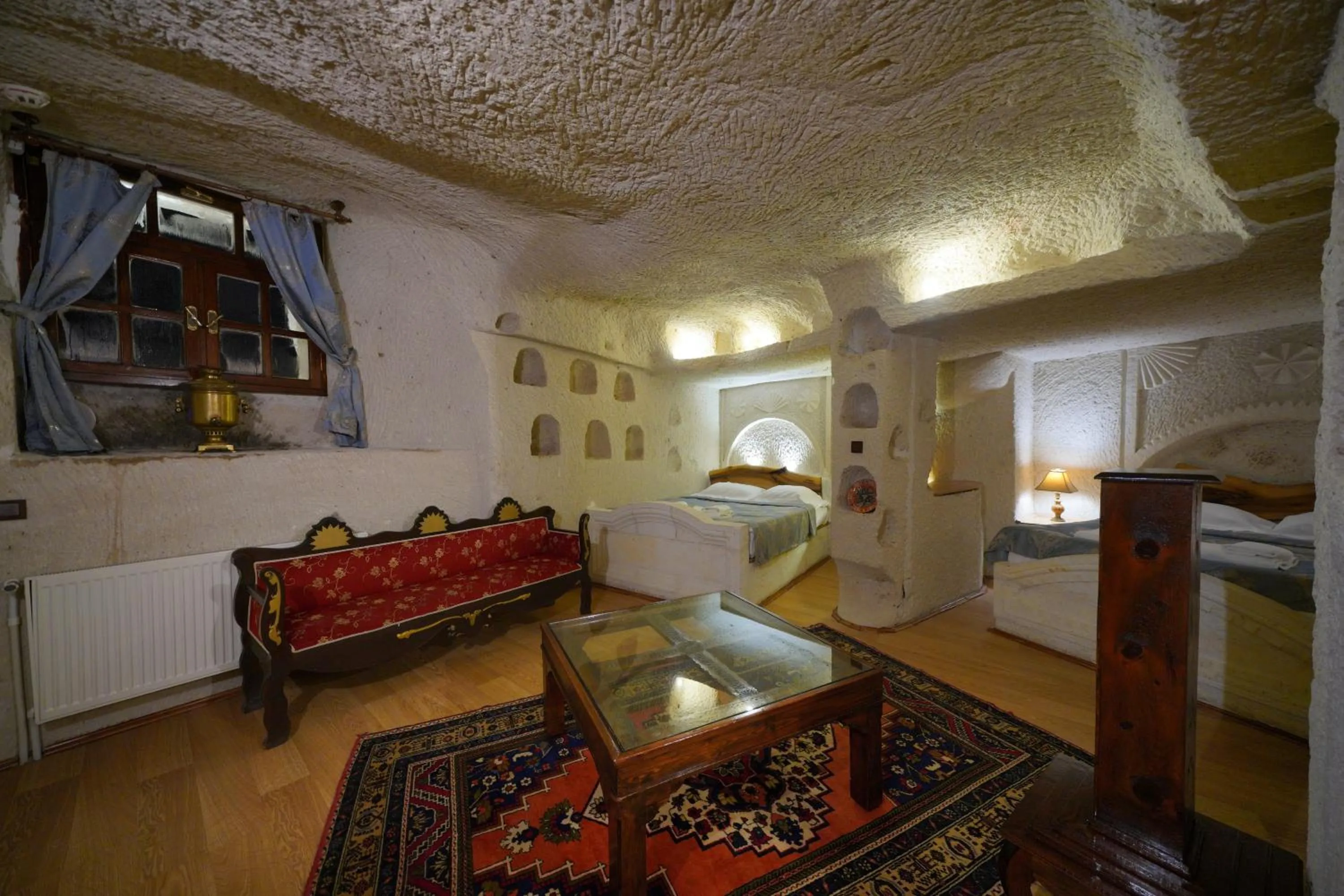Photo of the whole room, Bed in Asteria Cave Hotel