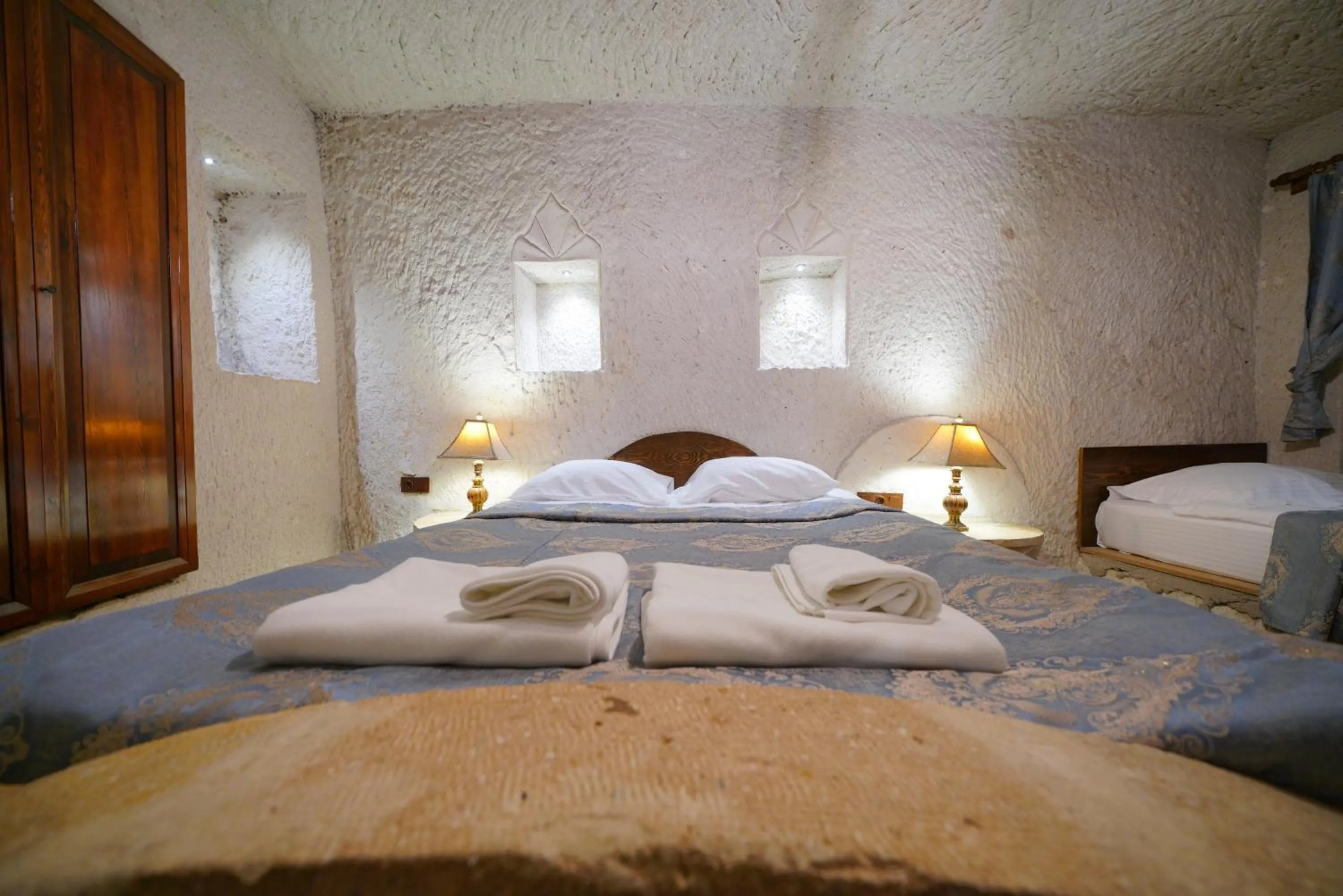 Bedroom, Bed in Asteria Cave Hotel