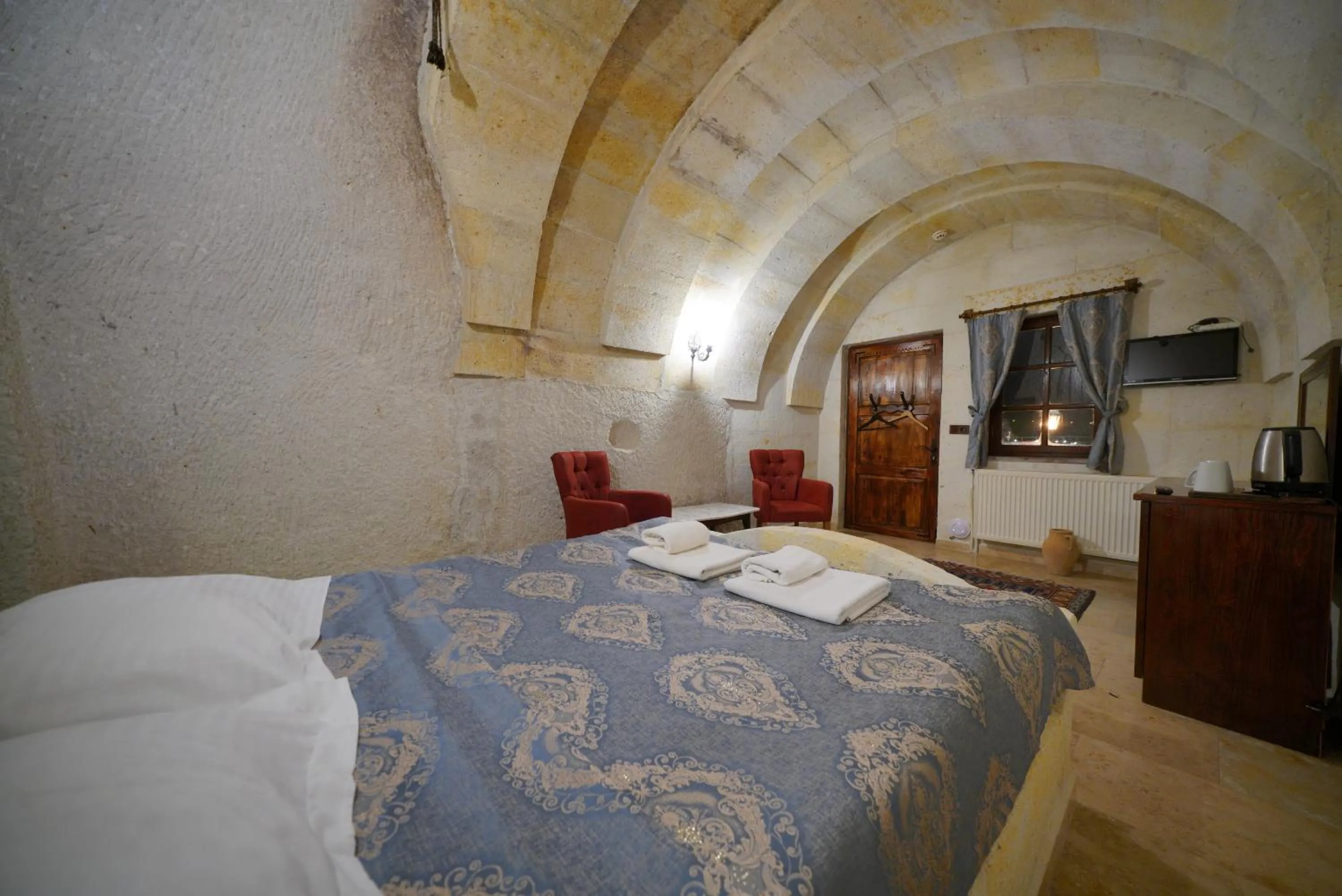 Bedroom, Bed in Asteria Cave Hotel