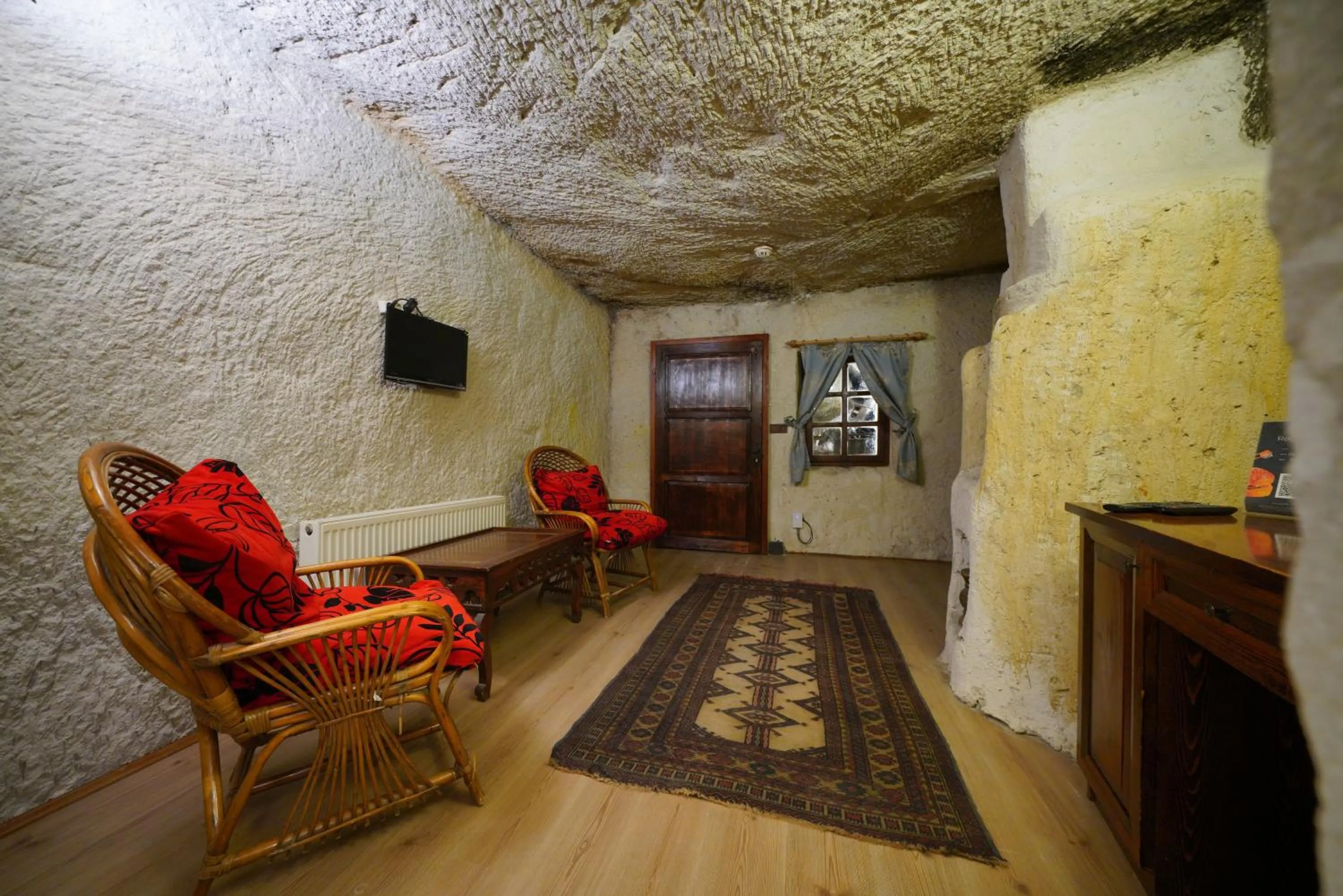 Living room in Asteria Cave Hotel