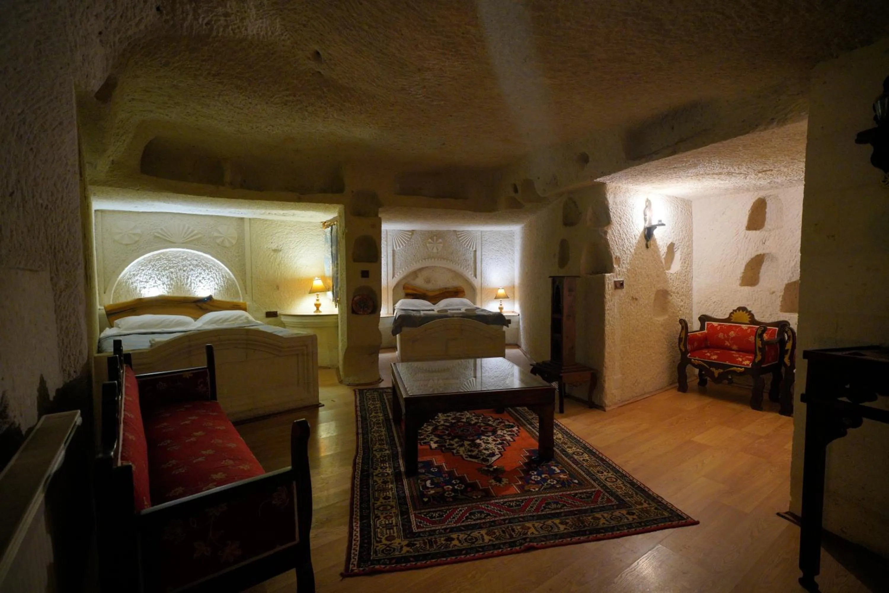 Photo of the whole room, Bed in Asteria Cave Hotel