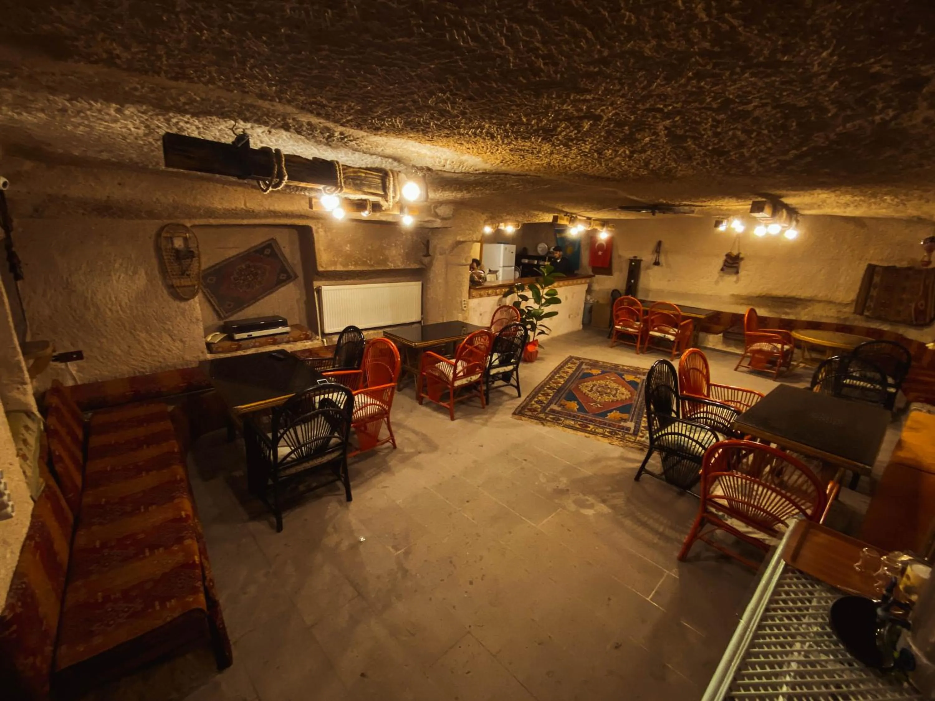 Restaurant/places to eat in Asteria Cave Hotel