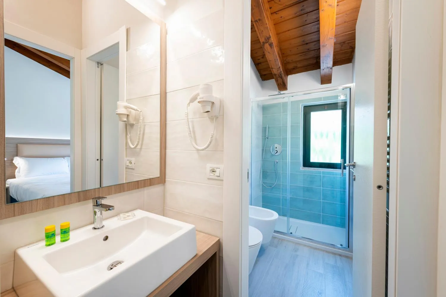 Bathroom in Club del Sole Desenzano Boutique Resort