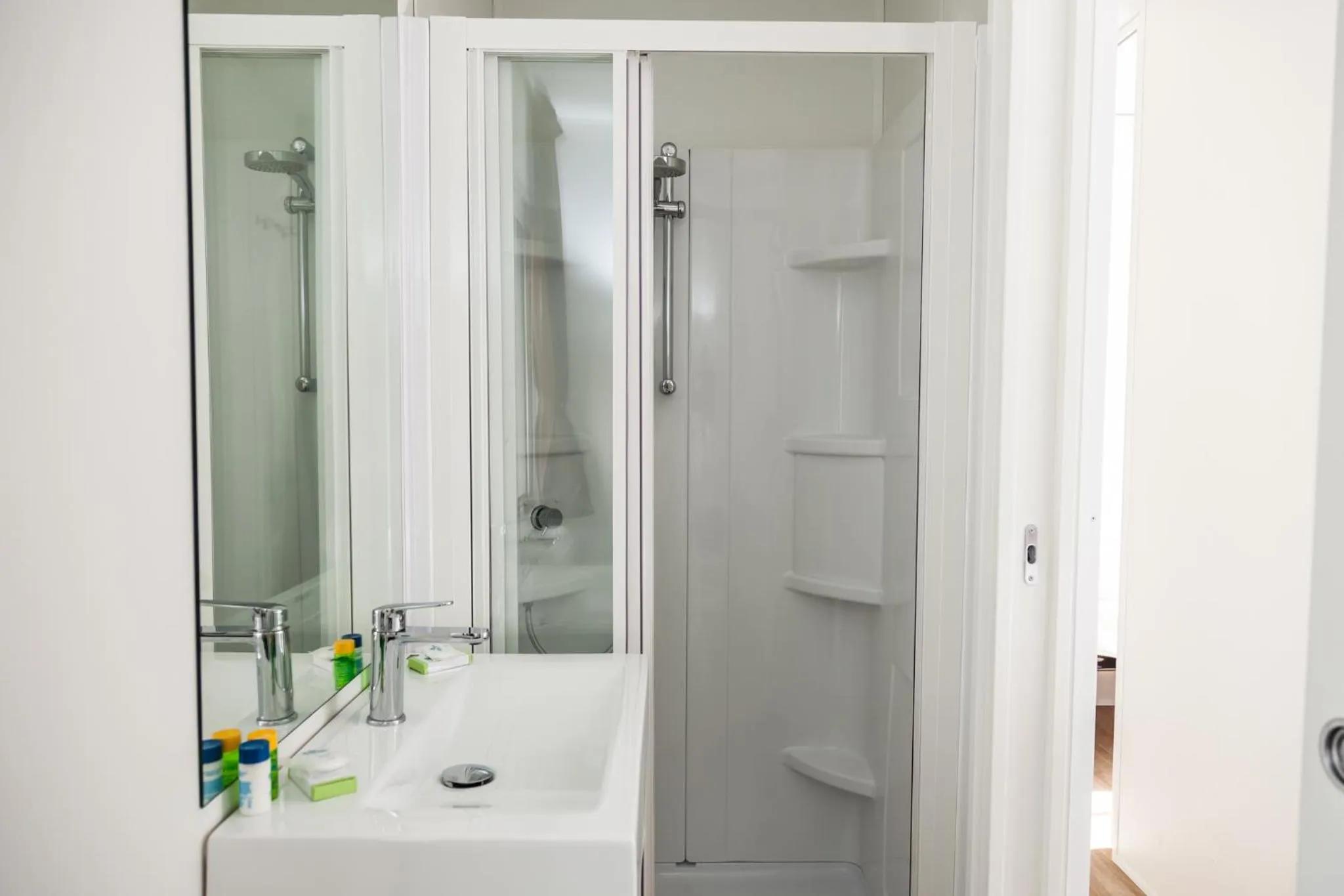 Bathroom in Club del Sole Desenzano Boutique Resort