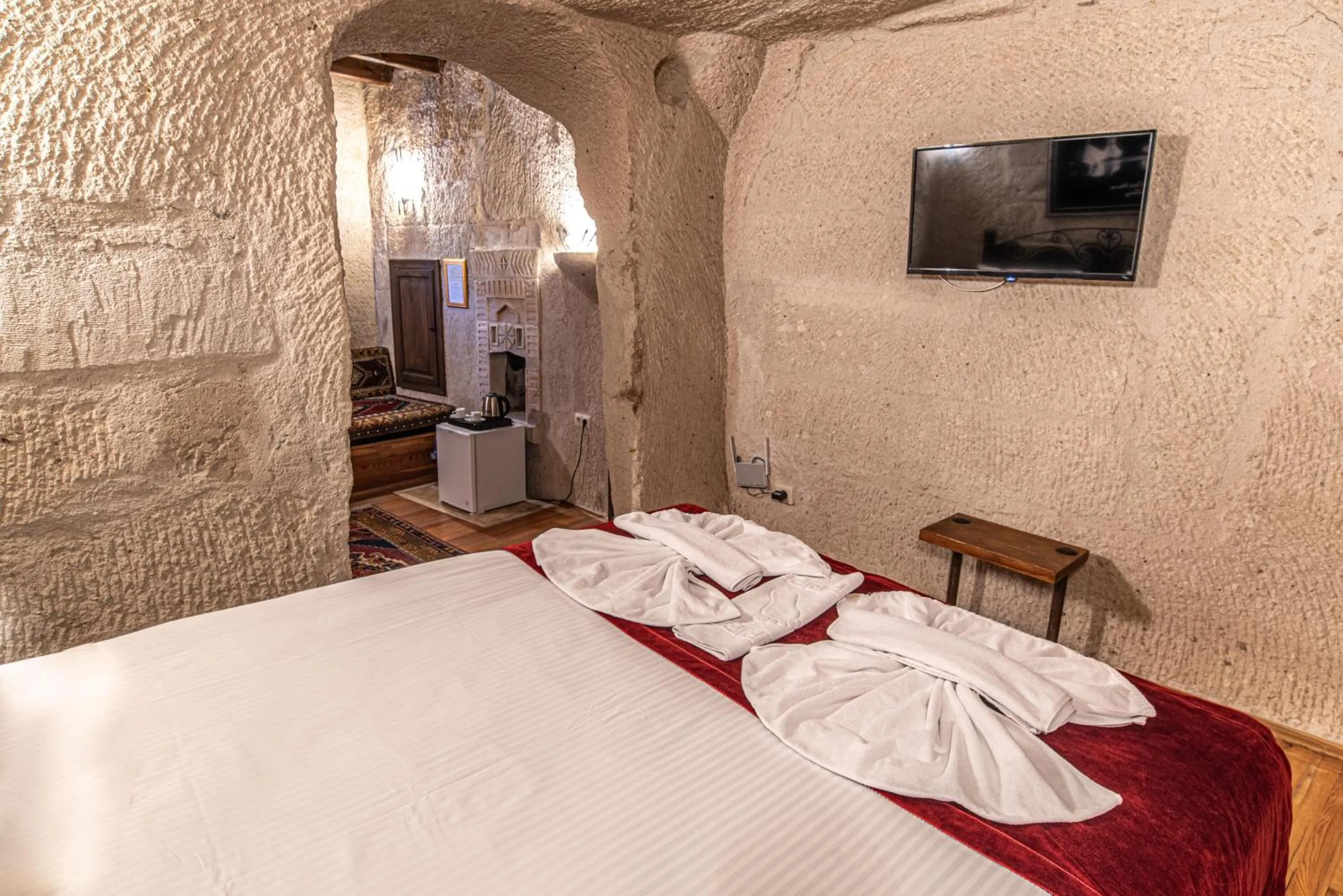 Bed in Dervish Cave House & Restaurant