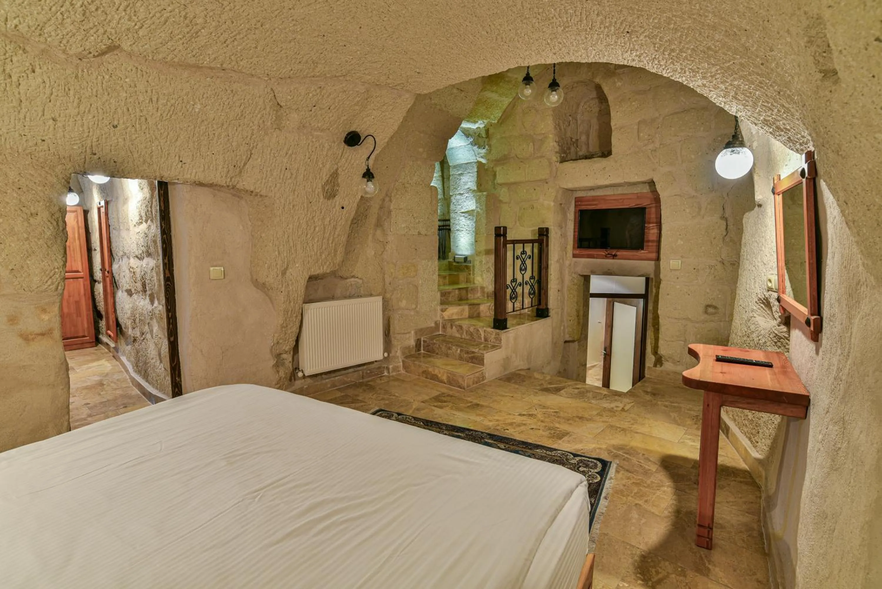 Bed in Dervish Cave House & Restaurant