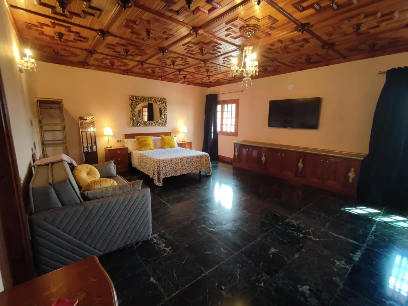 Photo of the whole room, Bed in Il Sogno di Gio de la Laguna