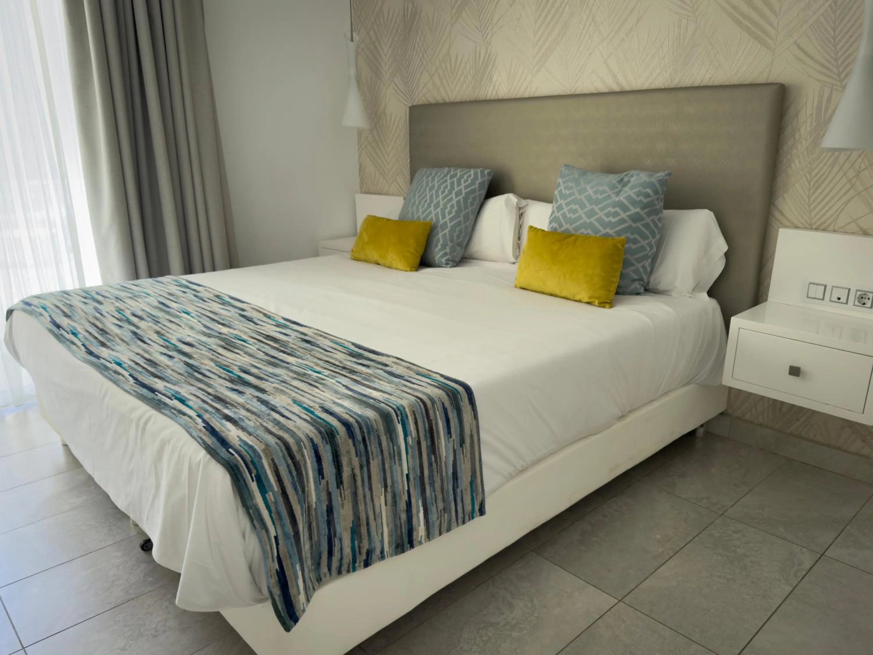 Bed in Holiday Club Playa Amadores