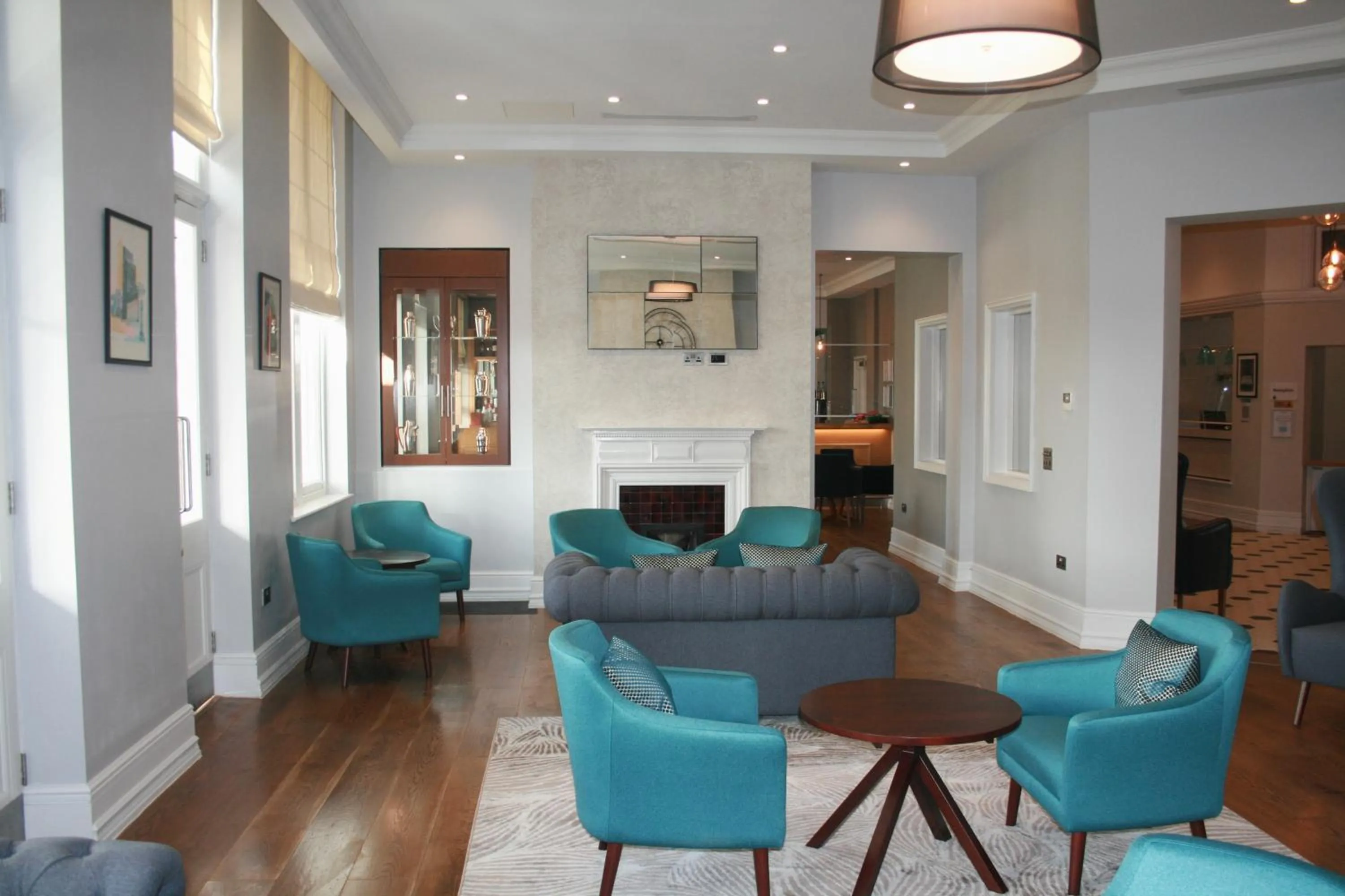 Lounge or bar in Yarrow Hotel